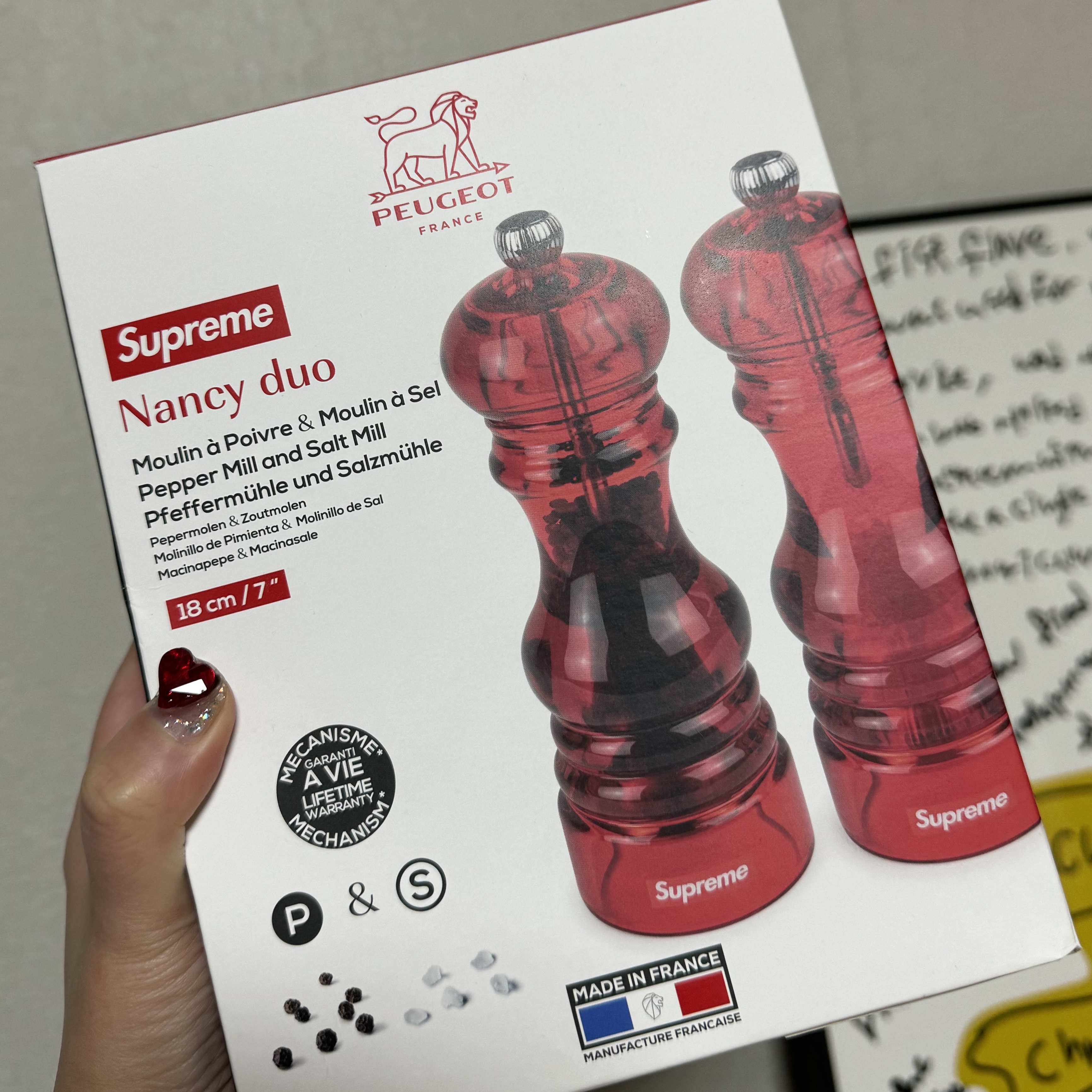 Supreme x Peugeot Salt & Pepper Mill Red (Set of 2) - 24FW 착용 스타일