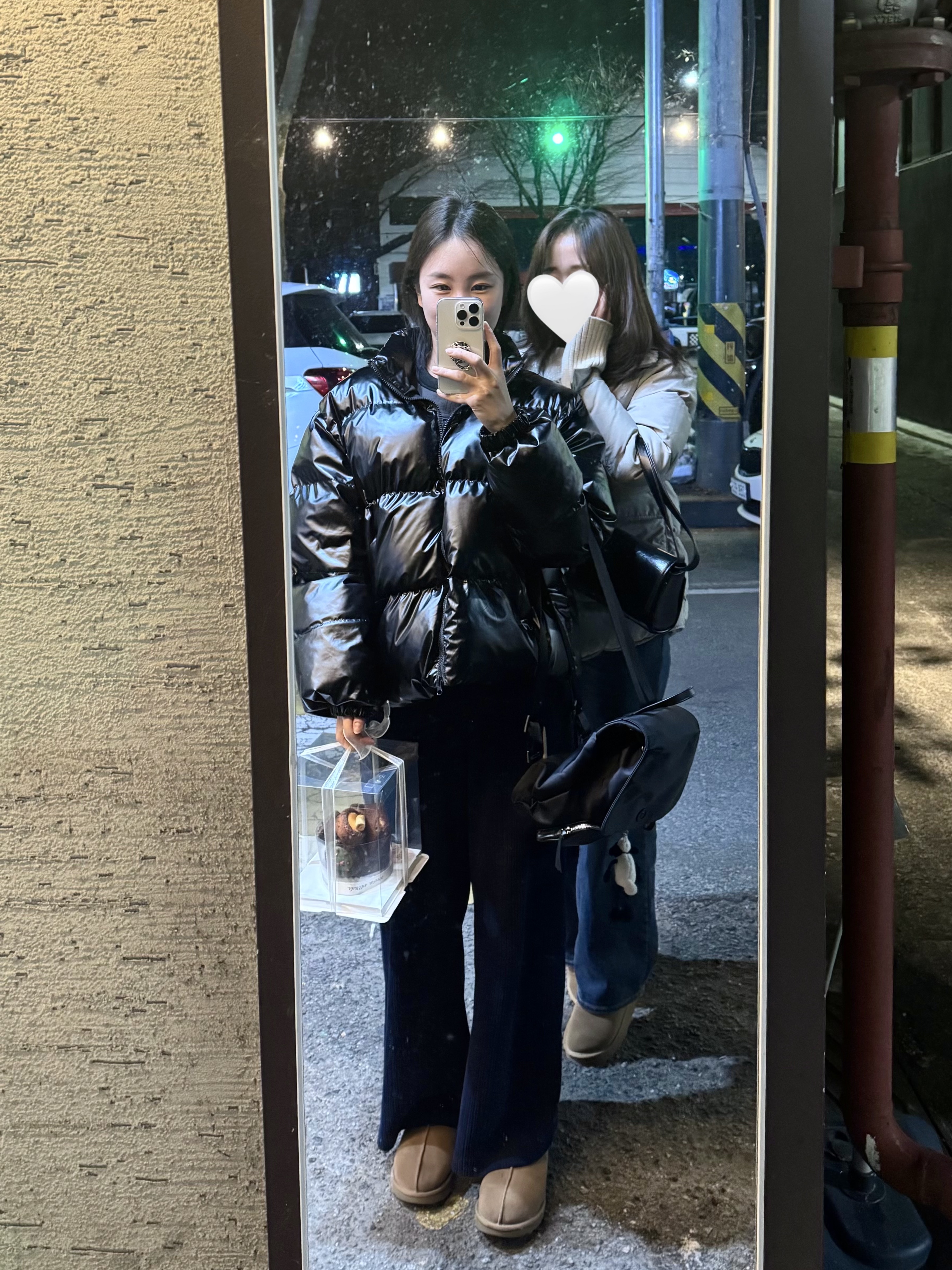 (W) UGG Tasman Slipper Chestnut, Minitmute Clo Backpack Black 착용 스타일