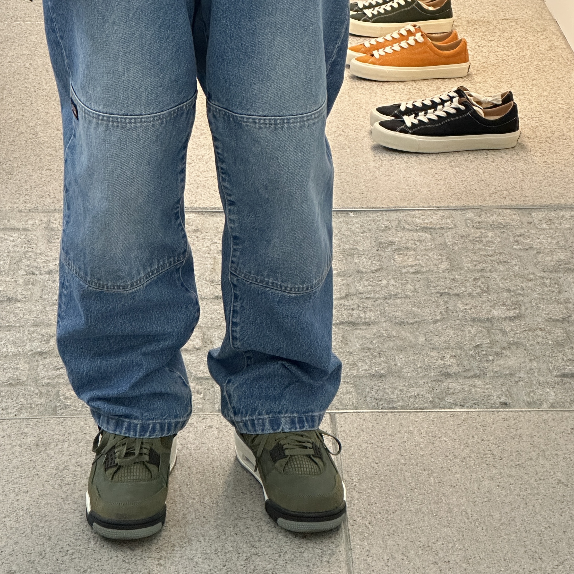 Jordan 4 Retro SE Craft Medium Olive, Supreme x Dickies Double Knee Baggy Jean Washed Indigo - 23FW 착용 스타일