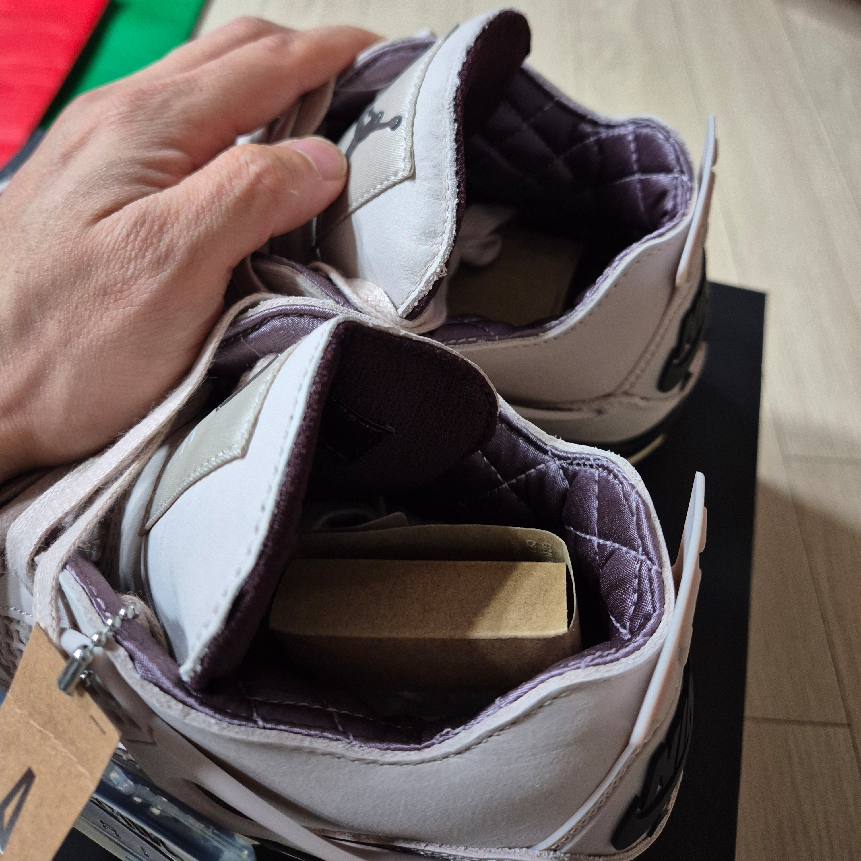 (W) Jordan 4 x A Ma Maniere Retro OG SP W.Y.W.S. 착용 스타일 - 5
