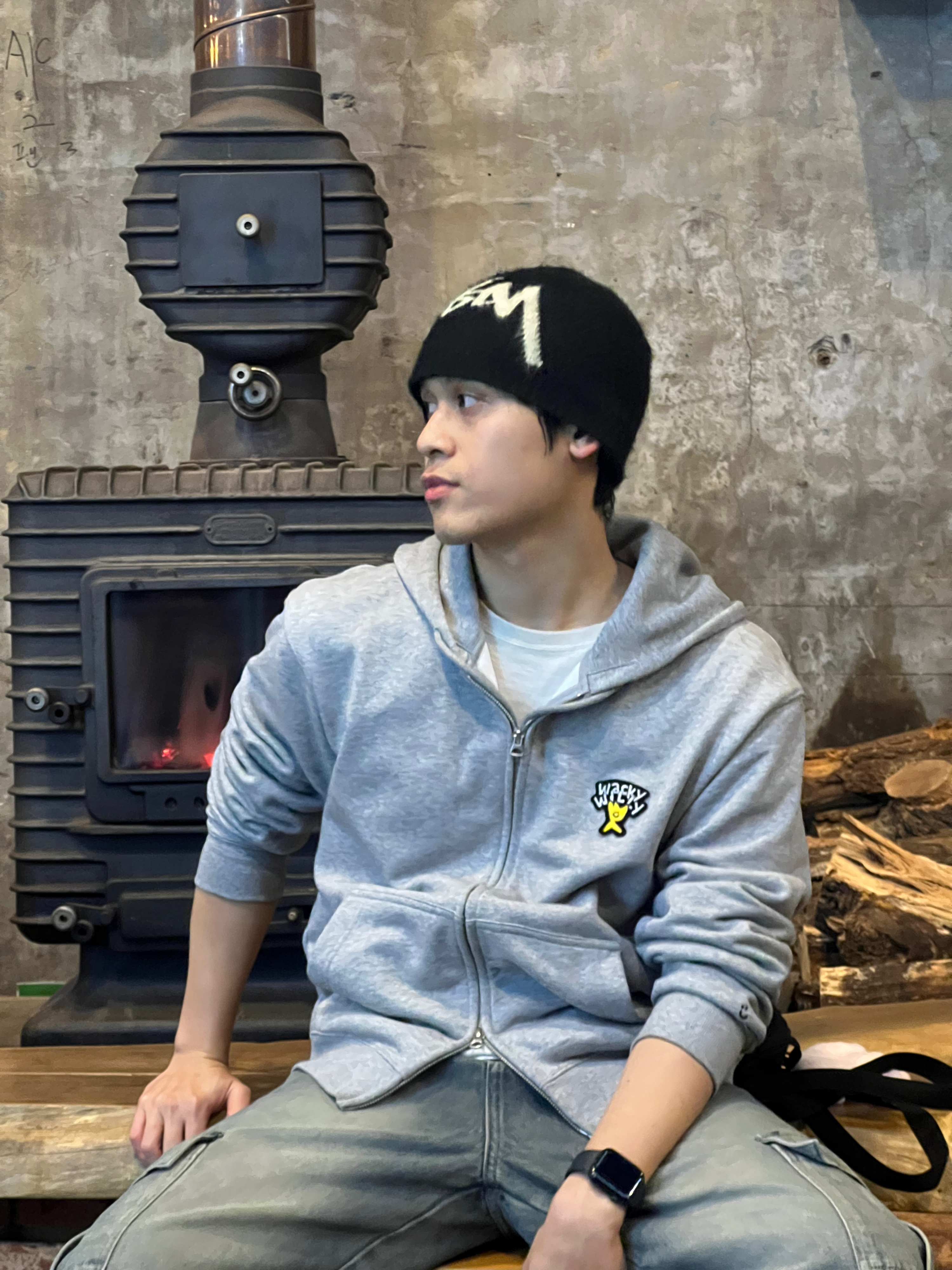 Stussy Brushed Out Stock Skullcap Beanie Black 착용 스타일
