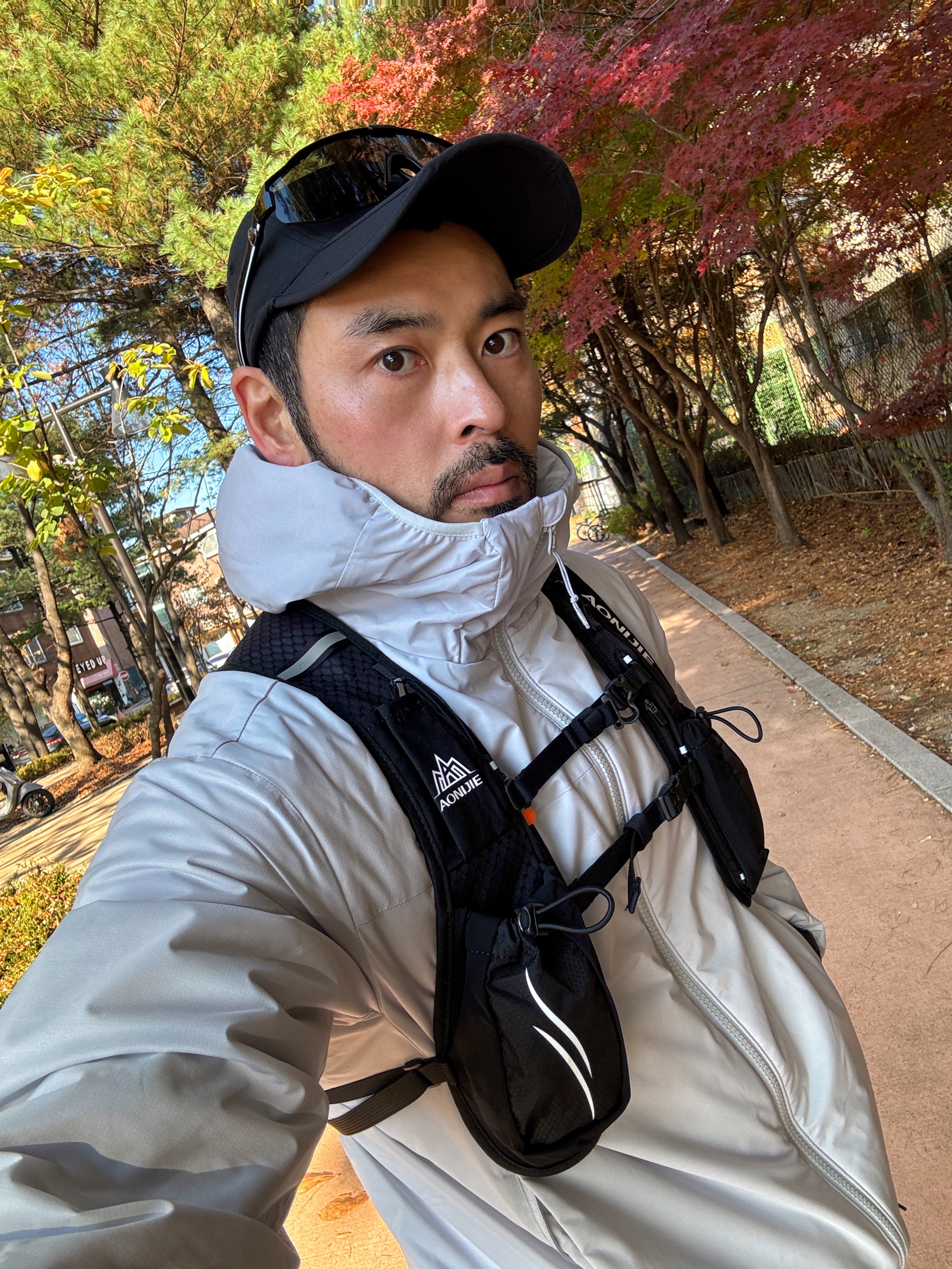 Hoka Bondi 8 Black - Wide 착용 스타일 - 3