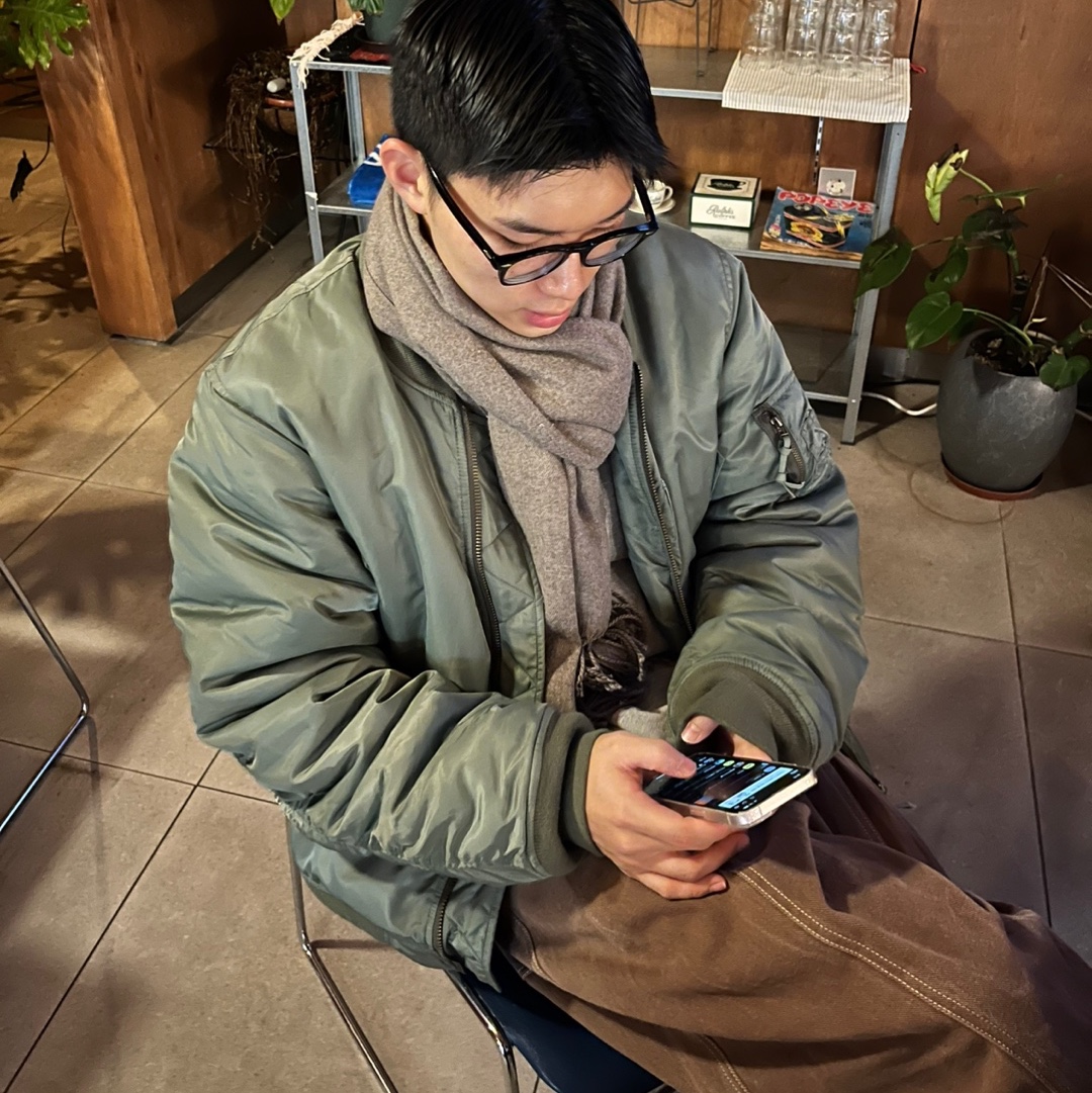 Adidas Puffylette Off White 착용 스타일 - 1