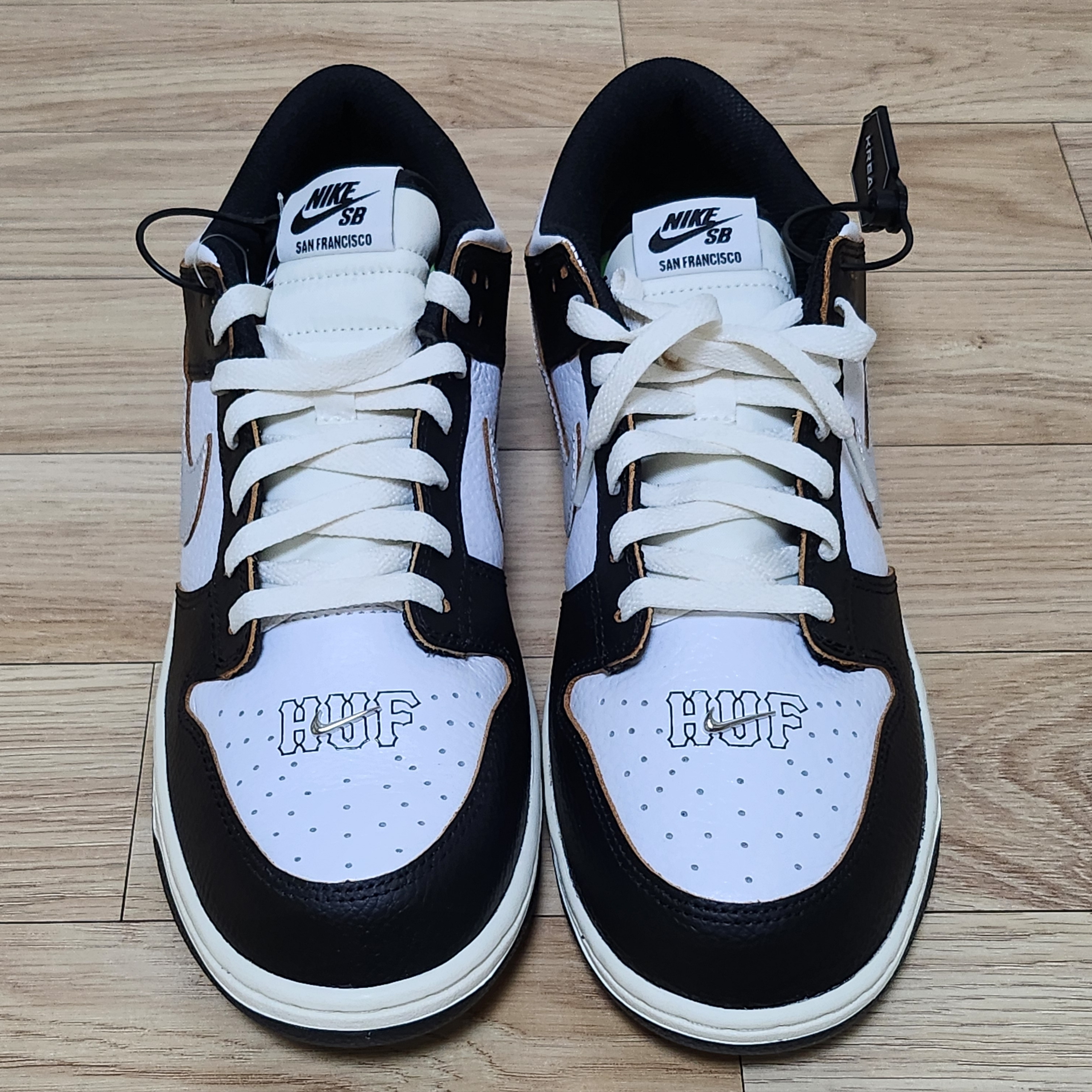 Nike x HUF SB Dunk Low San Francisco 착용 스타일