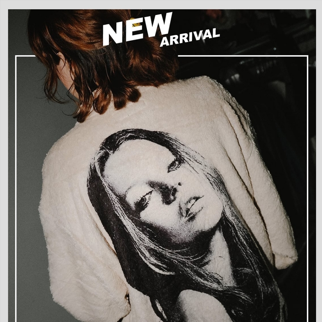 Supreme x Kate Moss Fleece Jacket Natural - 24FW 착용 스타일 - 1