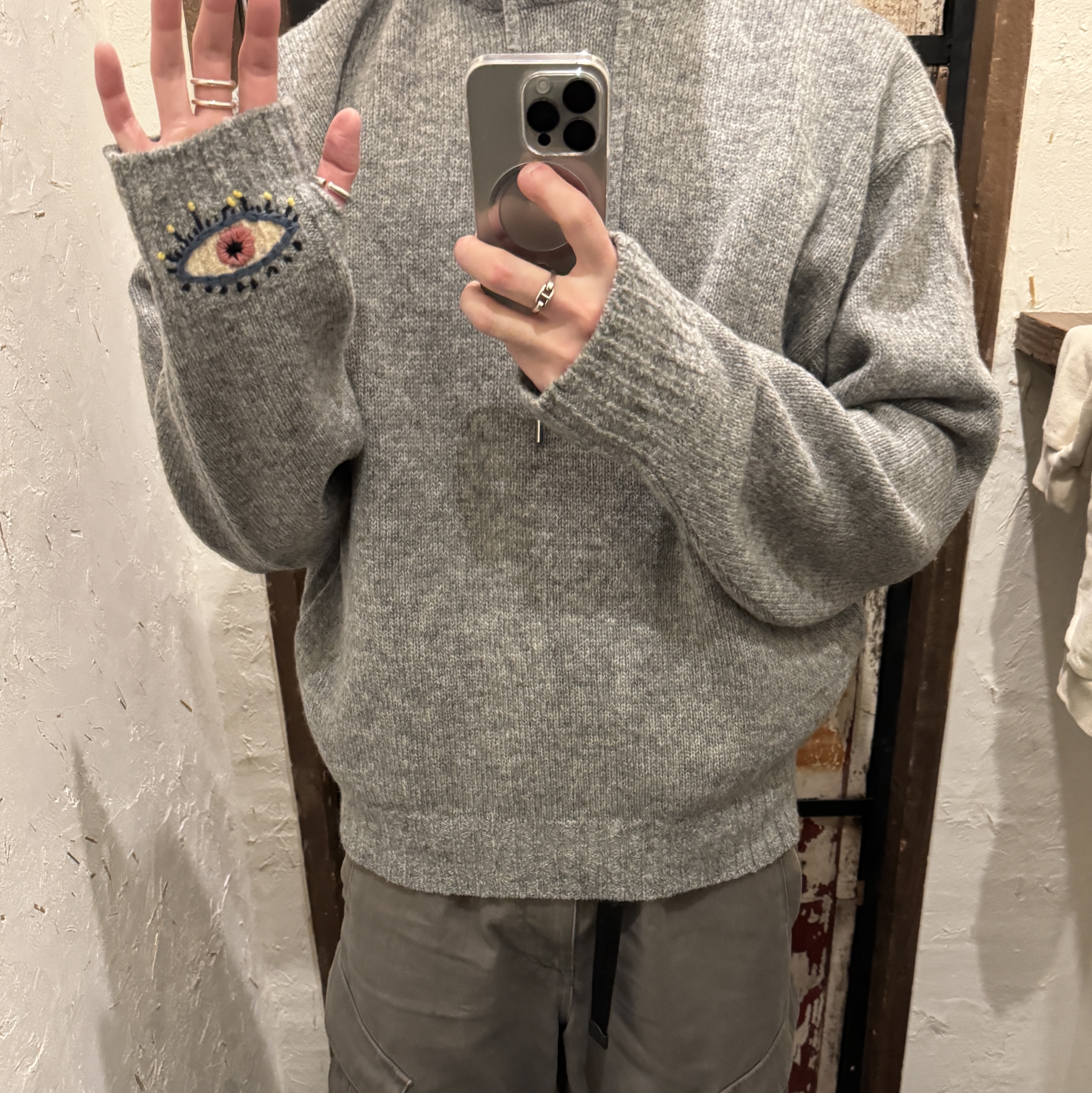 Kapital 5G Wool Hooded Sweater Speakeasy Embroidery Gray 착용 스타일