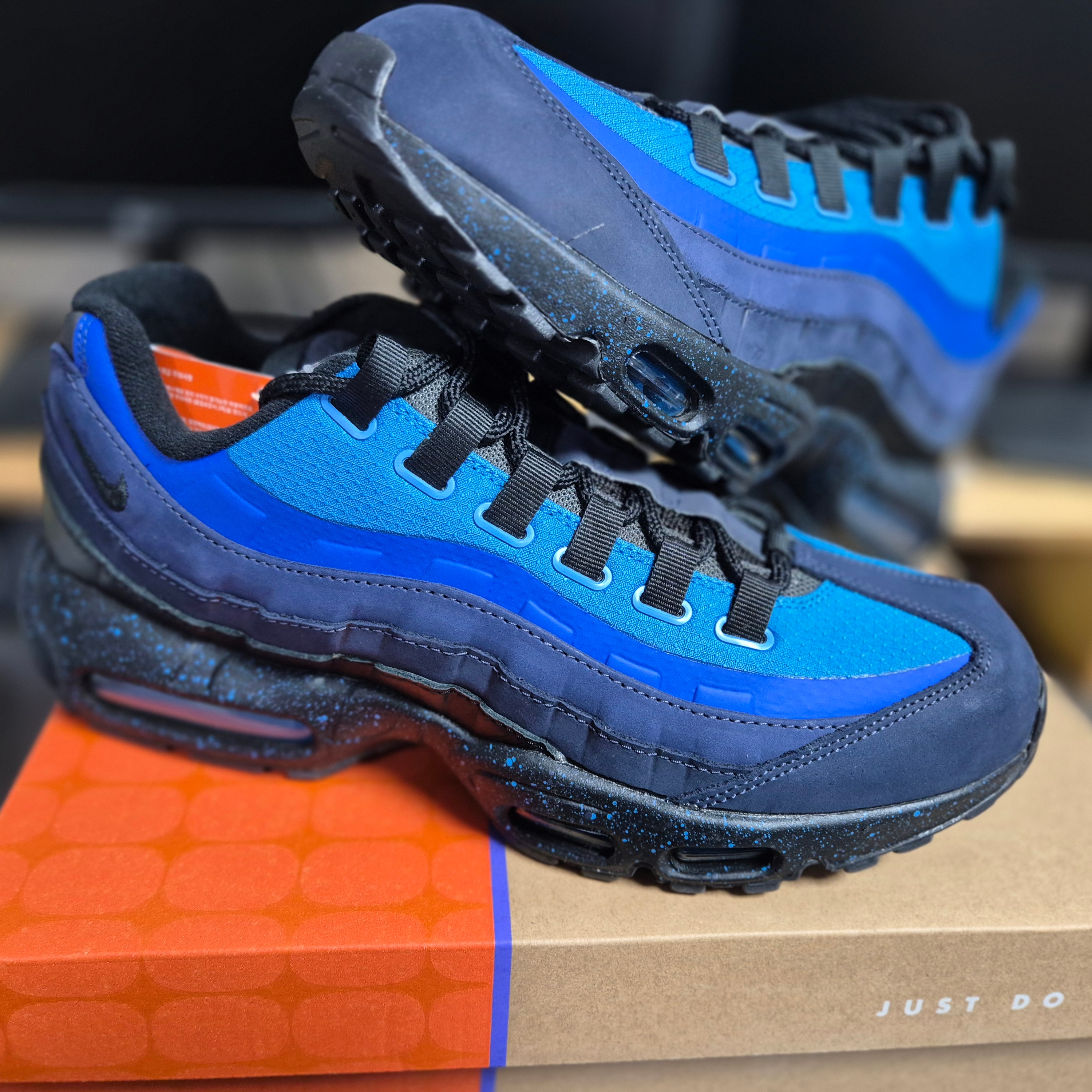 Nike x Stash Air Max 95 SP Black and Harbor Blue 2024 착용 스타일