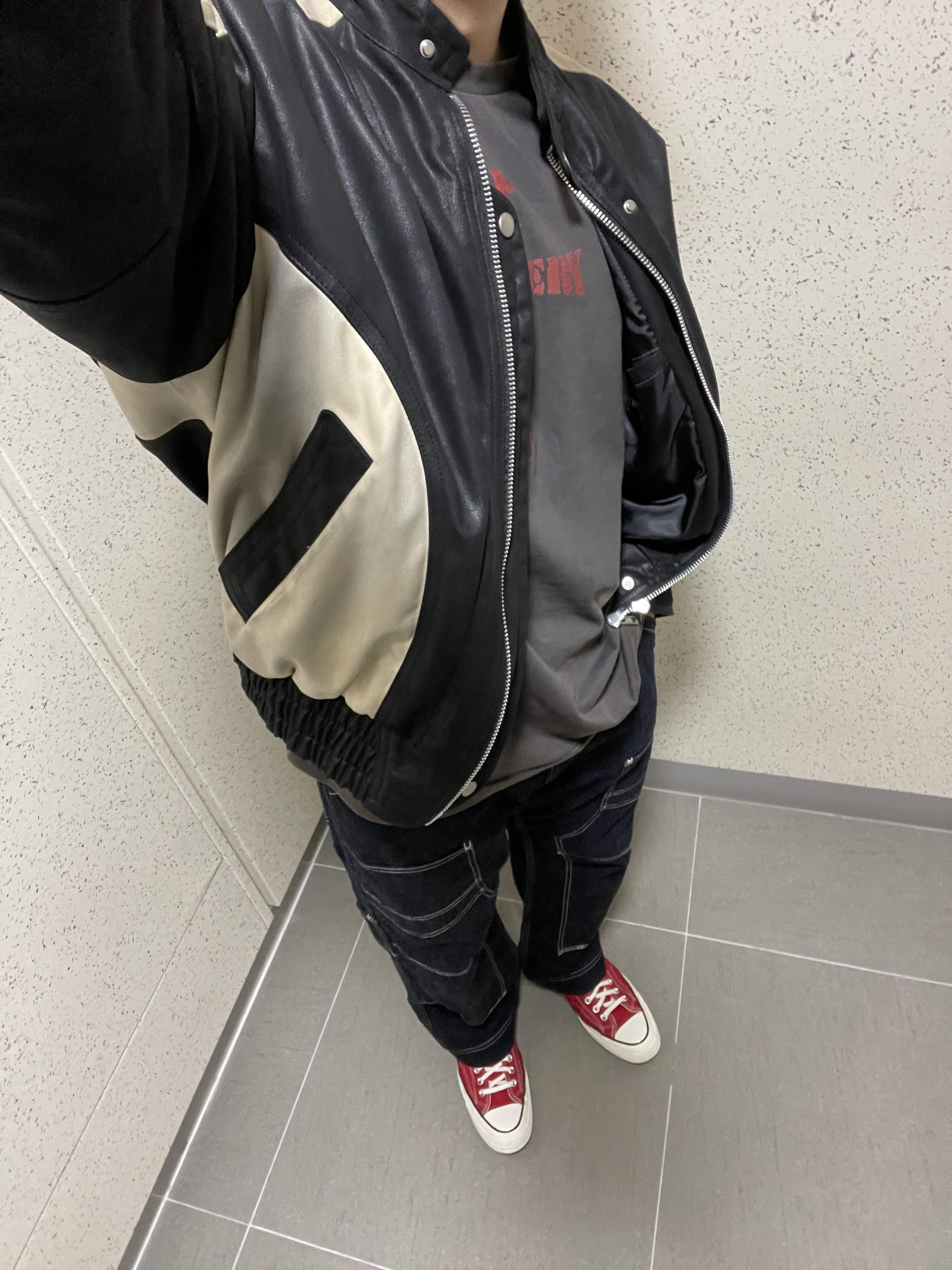 Converse Chuck 70 Ox Vintage Canvas Enamel Red 착용 스타일 - 1