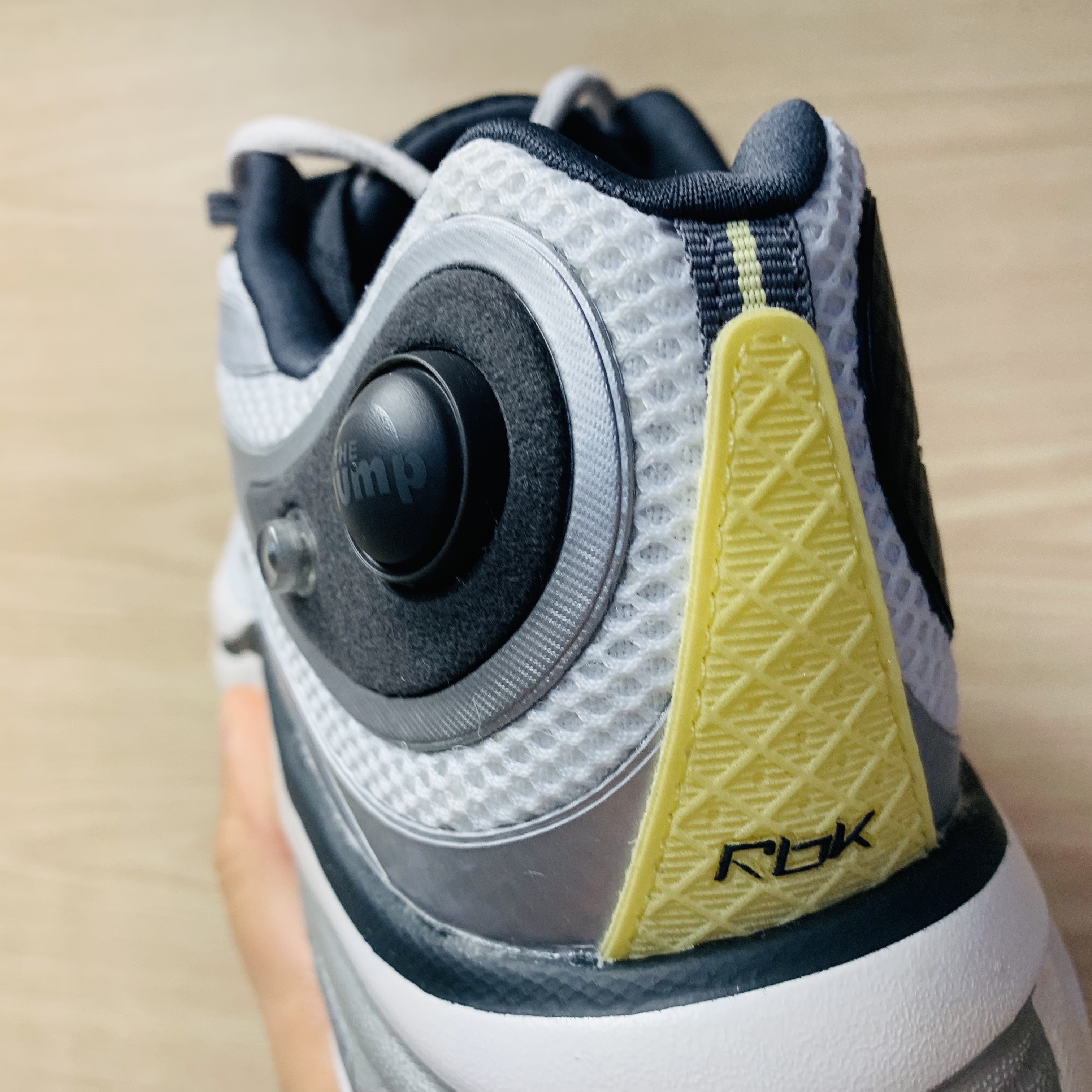 Reebok x Liful Premier Pump Paris Grey 착용 스타일