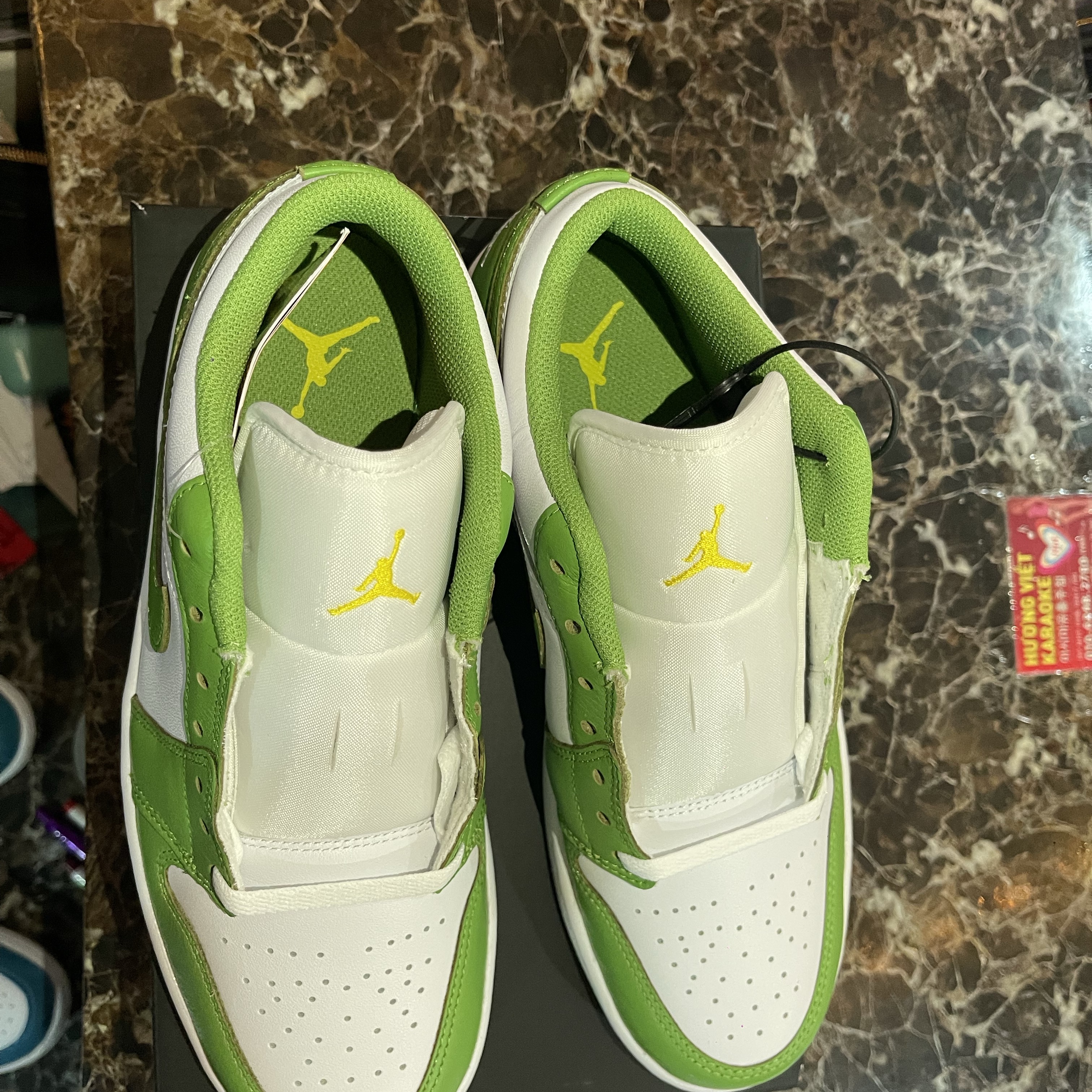 Jordan 1 Low SE White Chlorophyll 착용 스타일 - 5