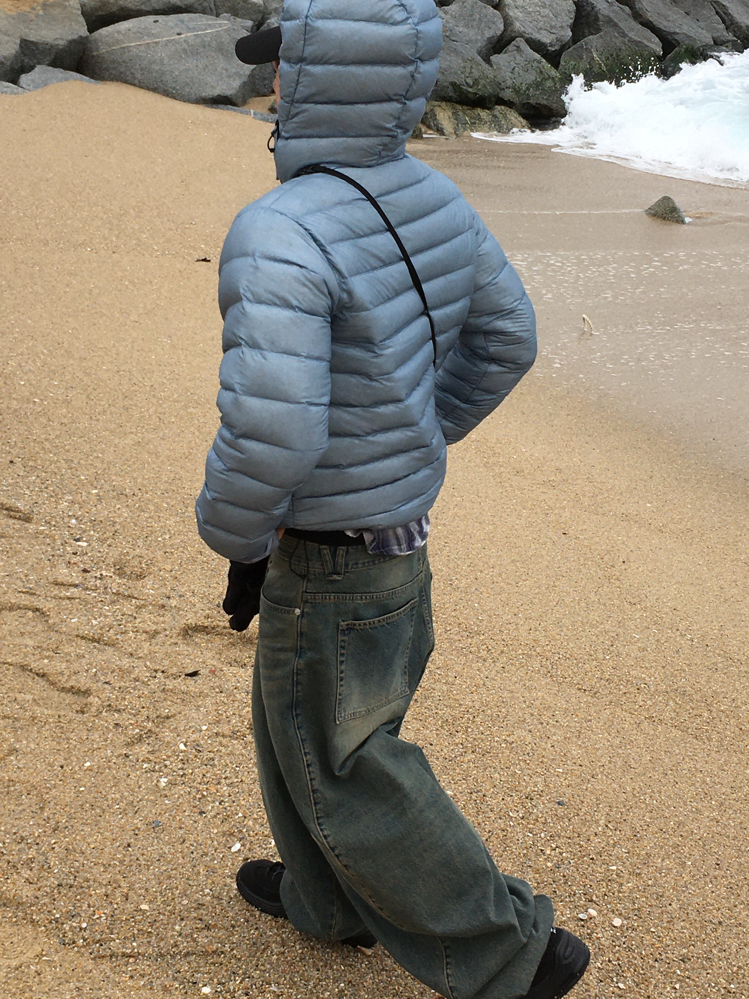 Sansan Gear Suffix Puffer Jacket Sky Blue - 24FW 착용 스타일 - 2