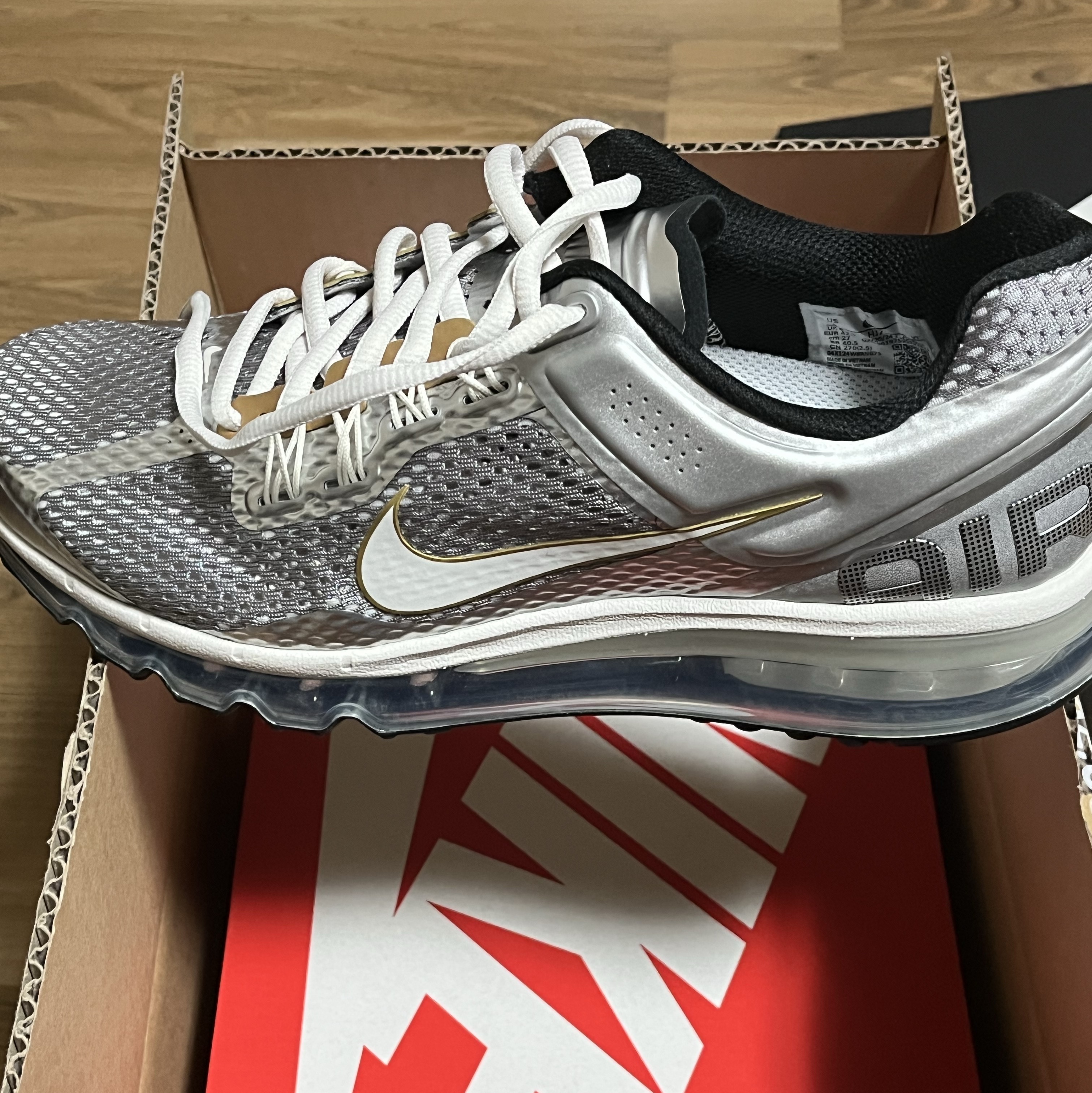 Nike Air Max 2013 Metallic Silver Metallic Pewter 착용 스타일
