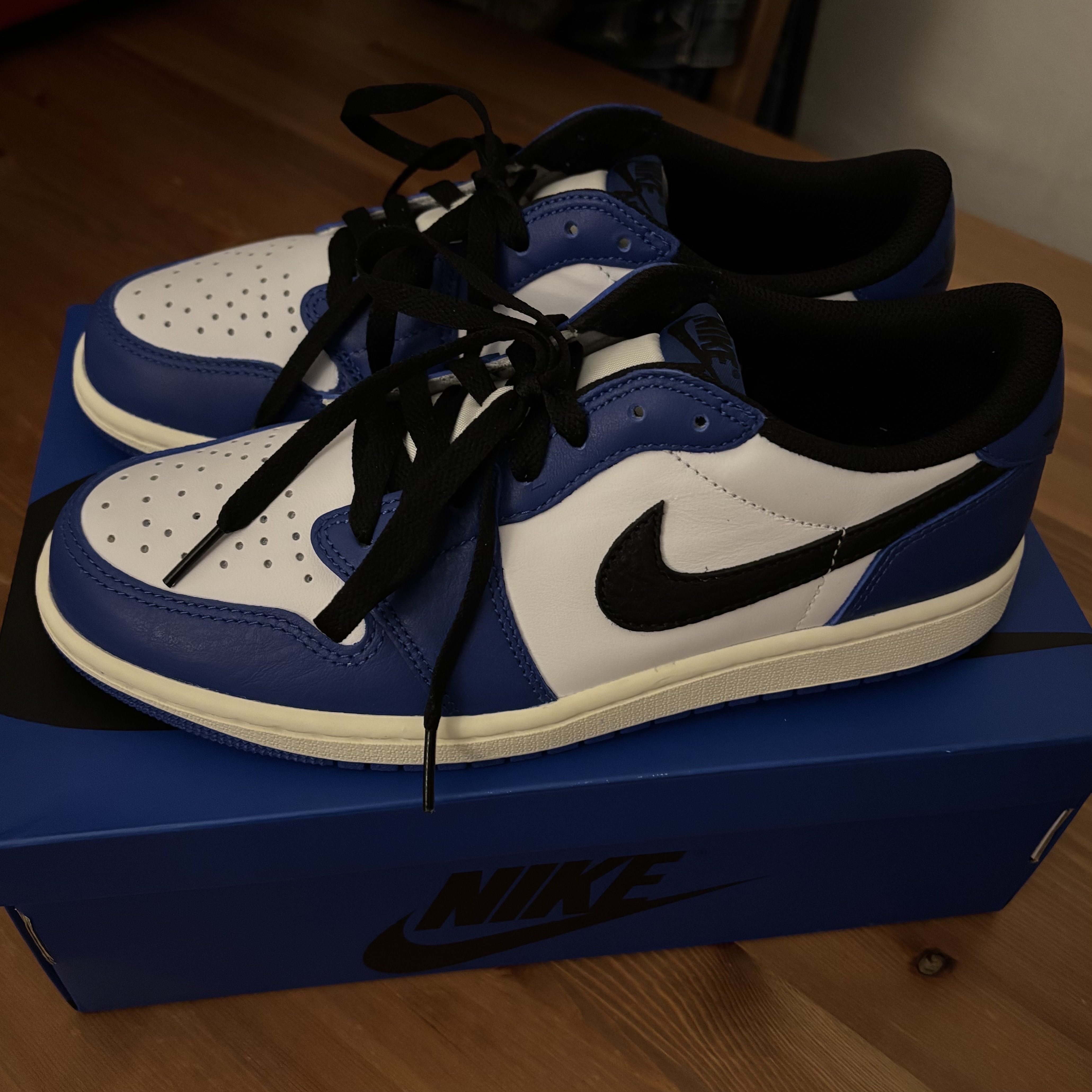 Jordan 1 Retro Low OG Game Royal 착용 스타일