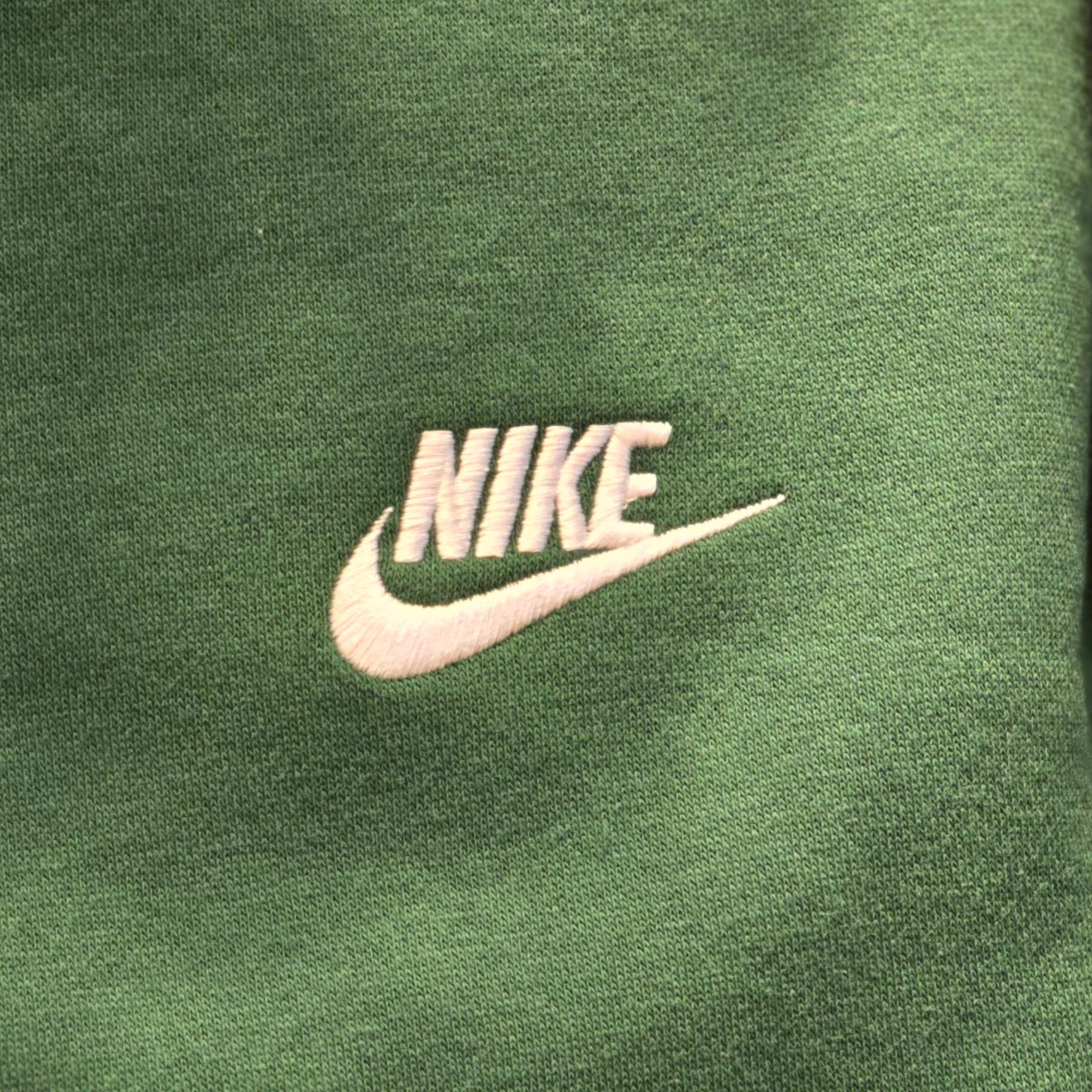 Nike NSW Club Fleece Pullover Hoodie Gorge Green - Asia, Nike NSW Club Fleece Pullover Hoodie Gorge Green - US/EU 착용 스타일