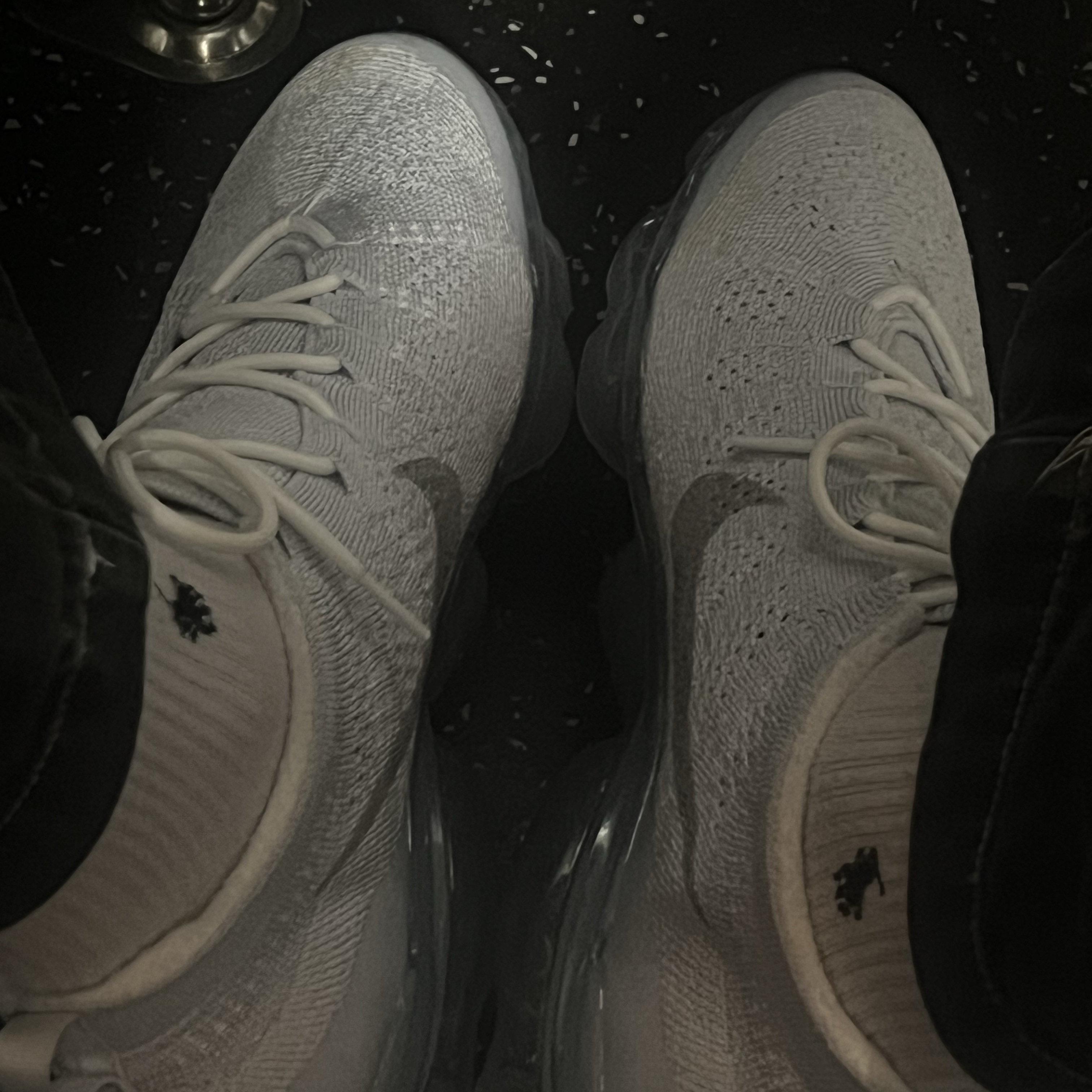 Nike Air VaporMax 2023 Flyknit Pure Platinum 착용 스타일