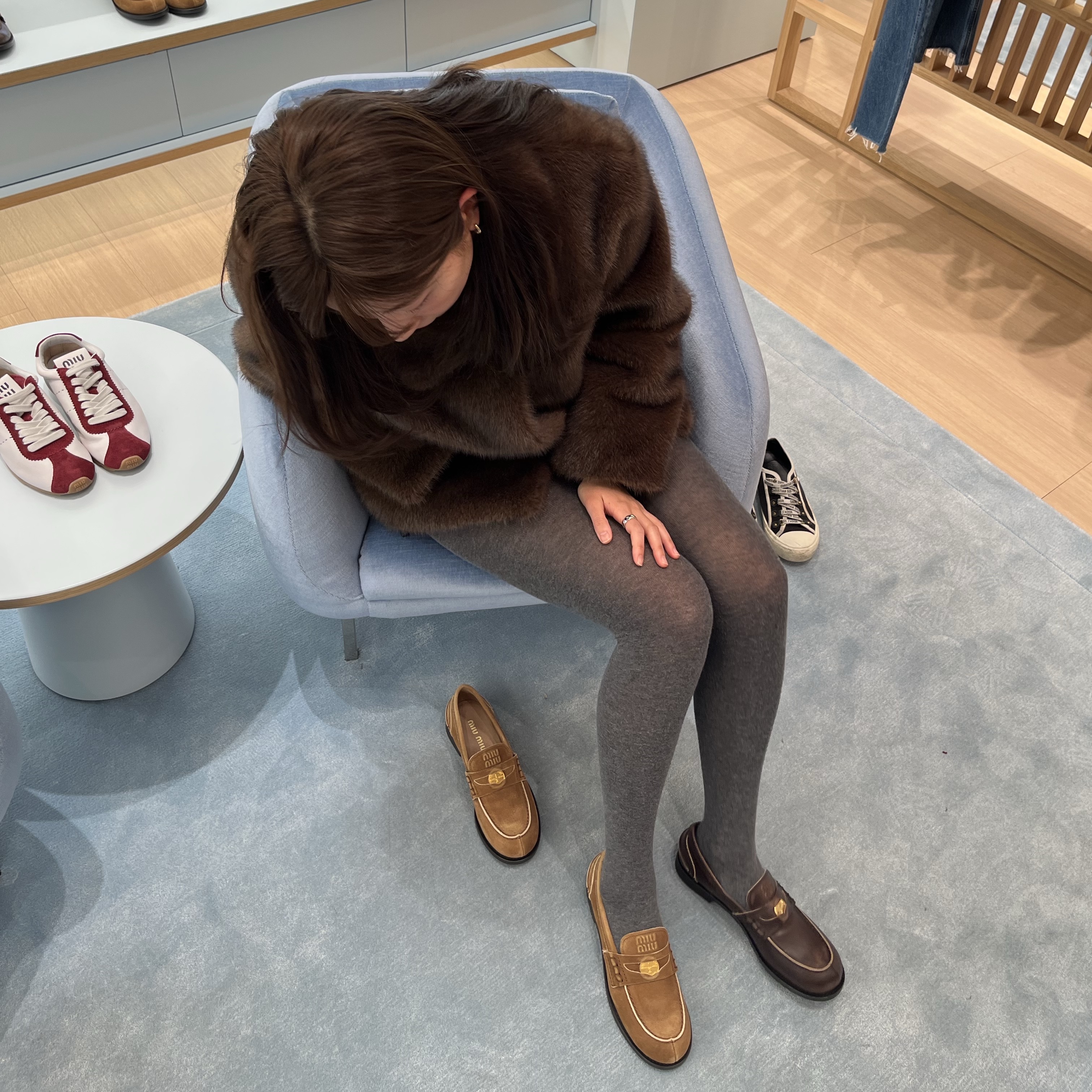 (W) Miu Miu Leather Penny Loafers Ebony 착용 스타일 - 1