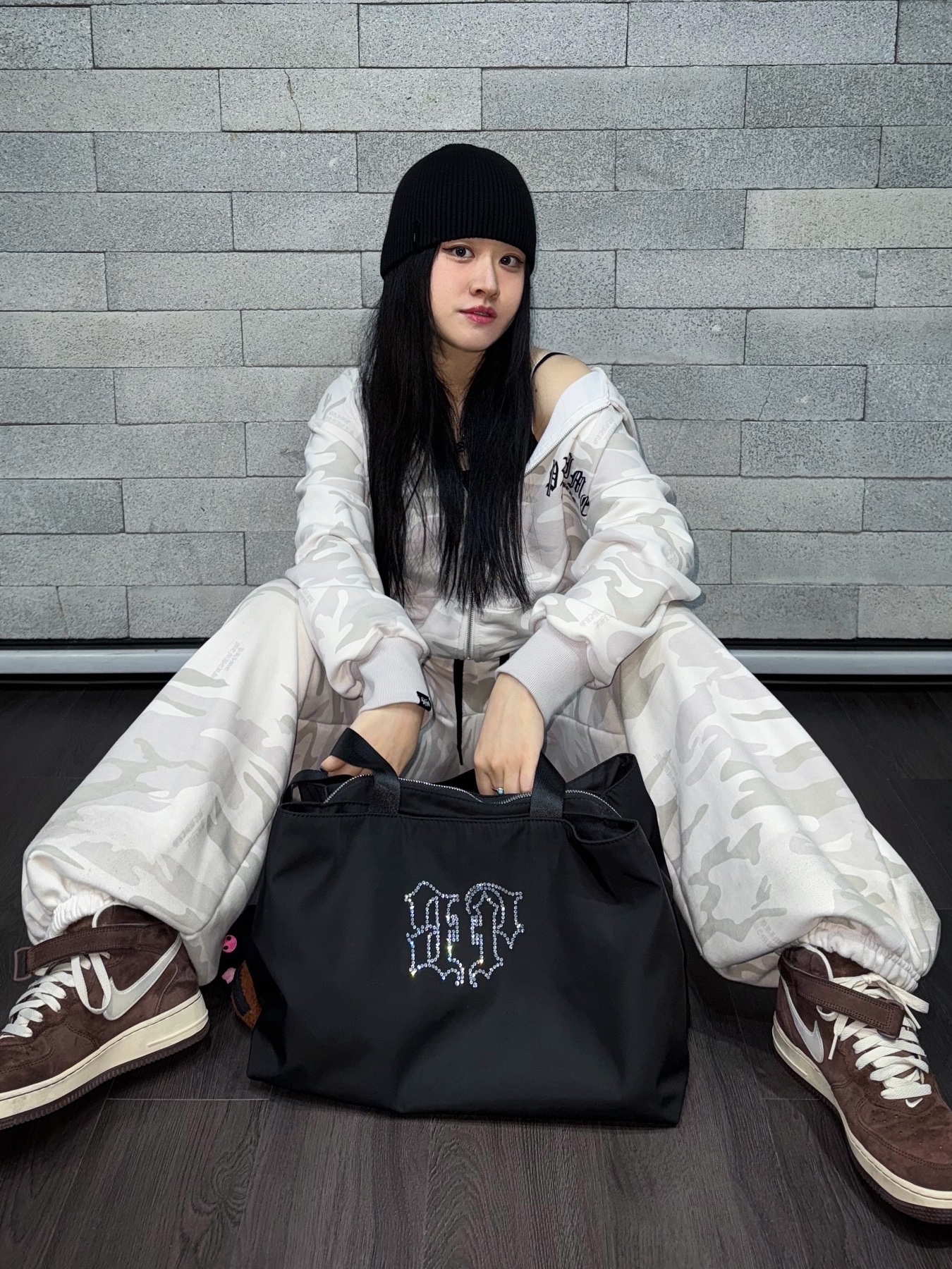 Nike Air Force 1 Mid '07 QS Chocolate 착용 스타일 - 1