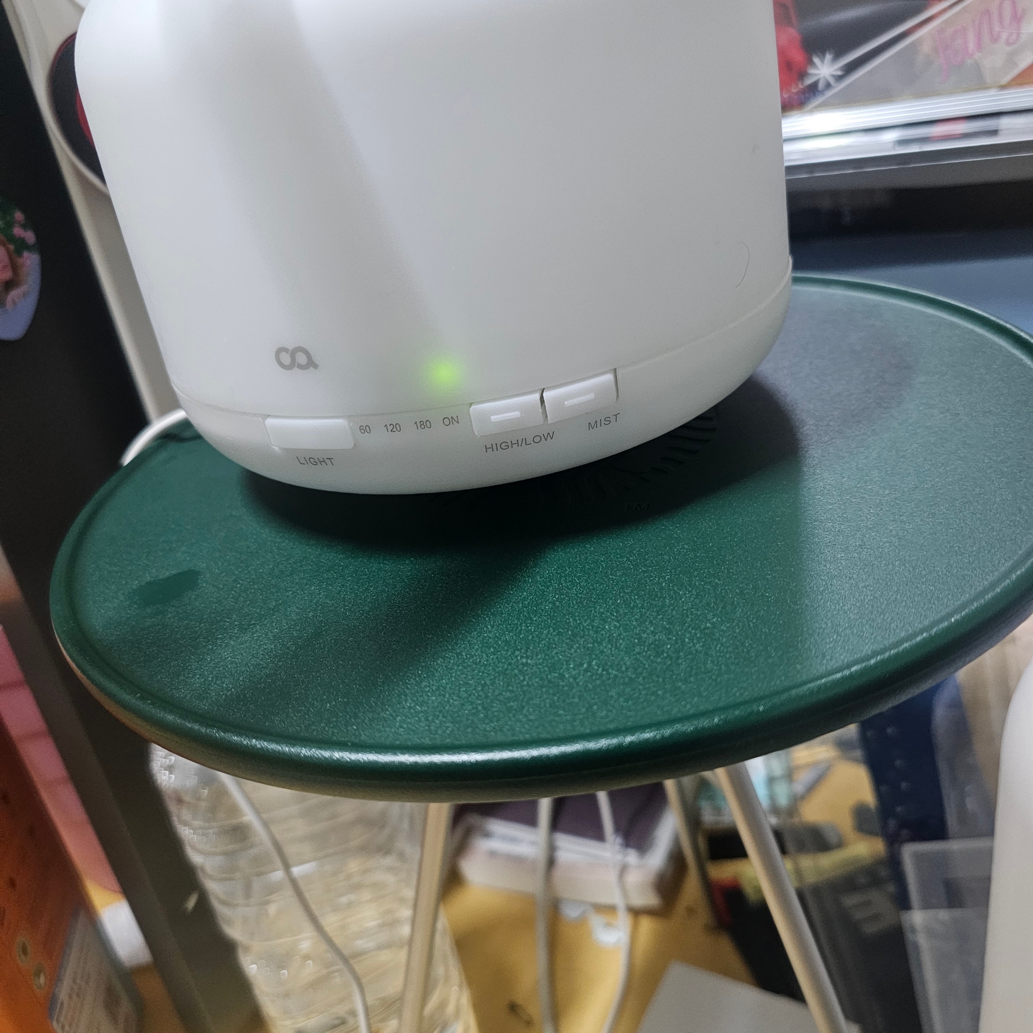 Starbucks x Helinox Side Table Green 착용 스타일