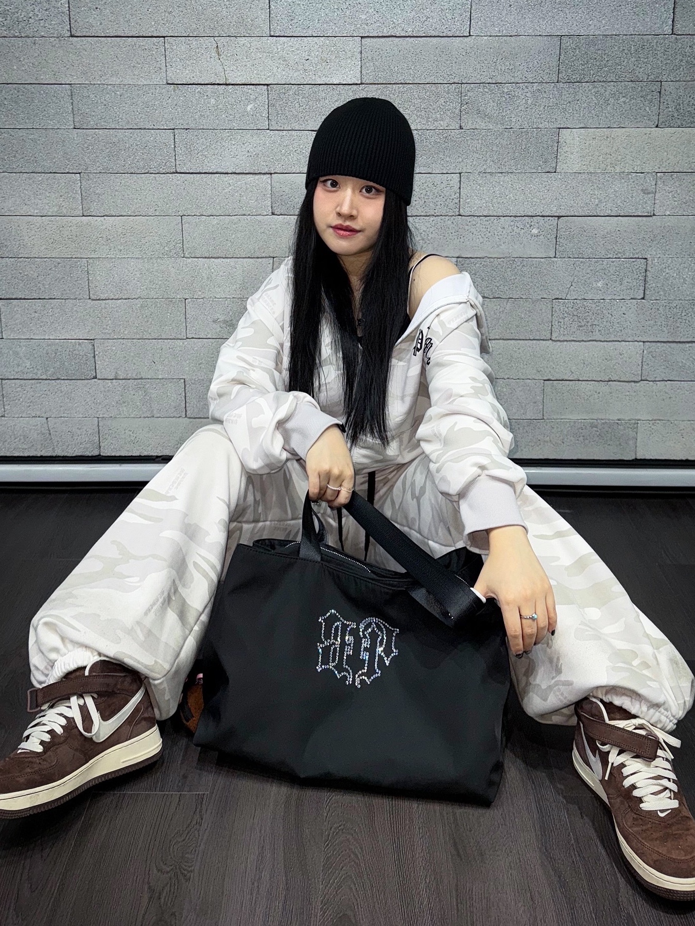 Nike Air Force 1 Mid '07 QS Chocolate 착용 스타일 - 2