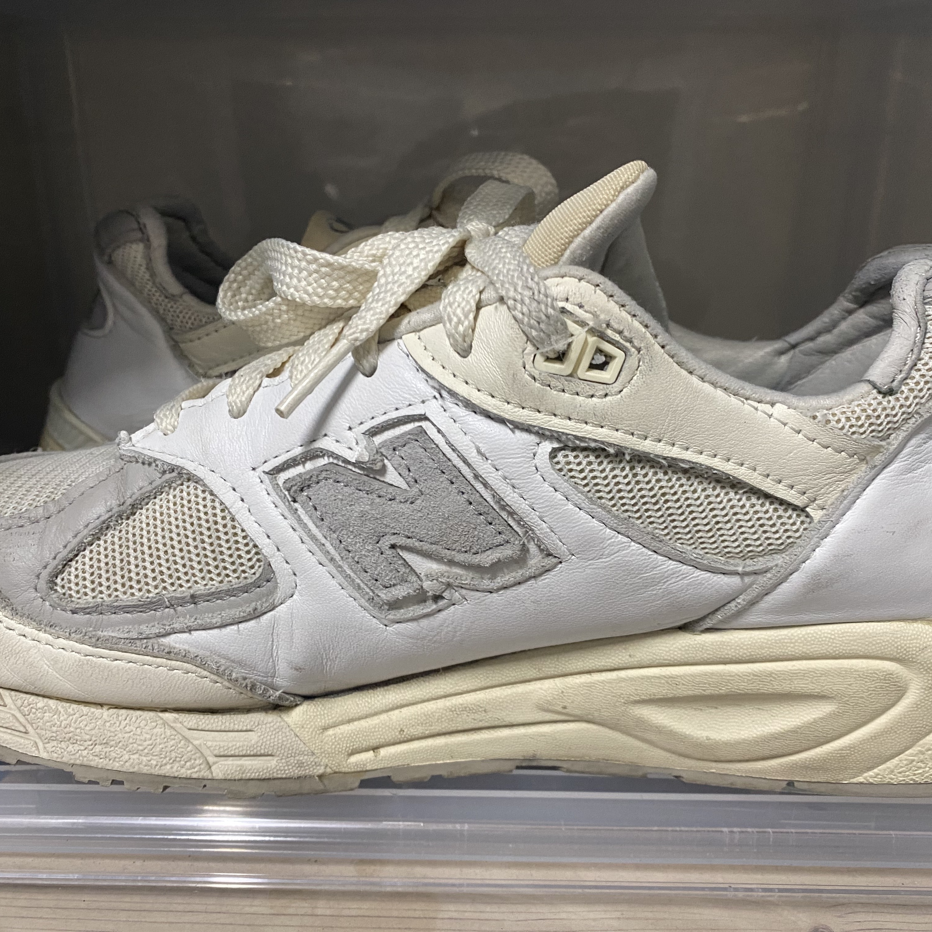New Balance 990v2 Made in USA Sea Salt 착용 스타일