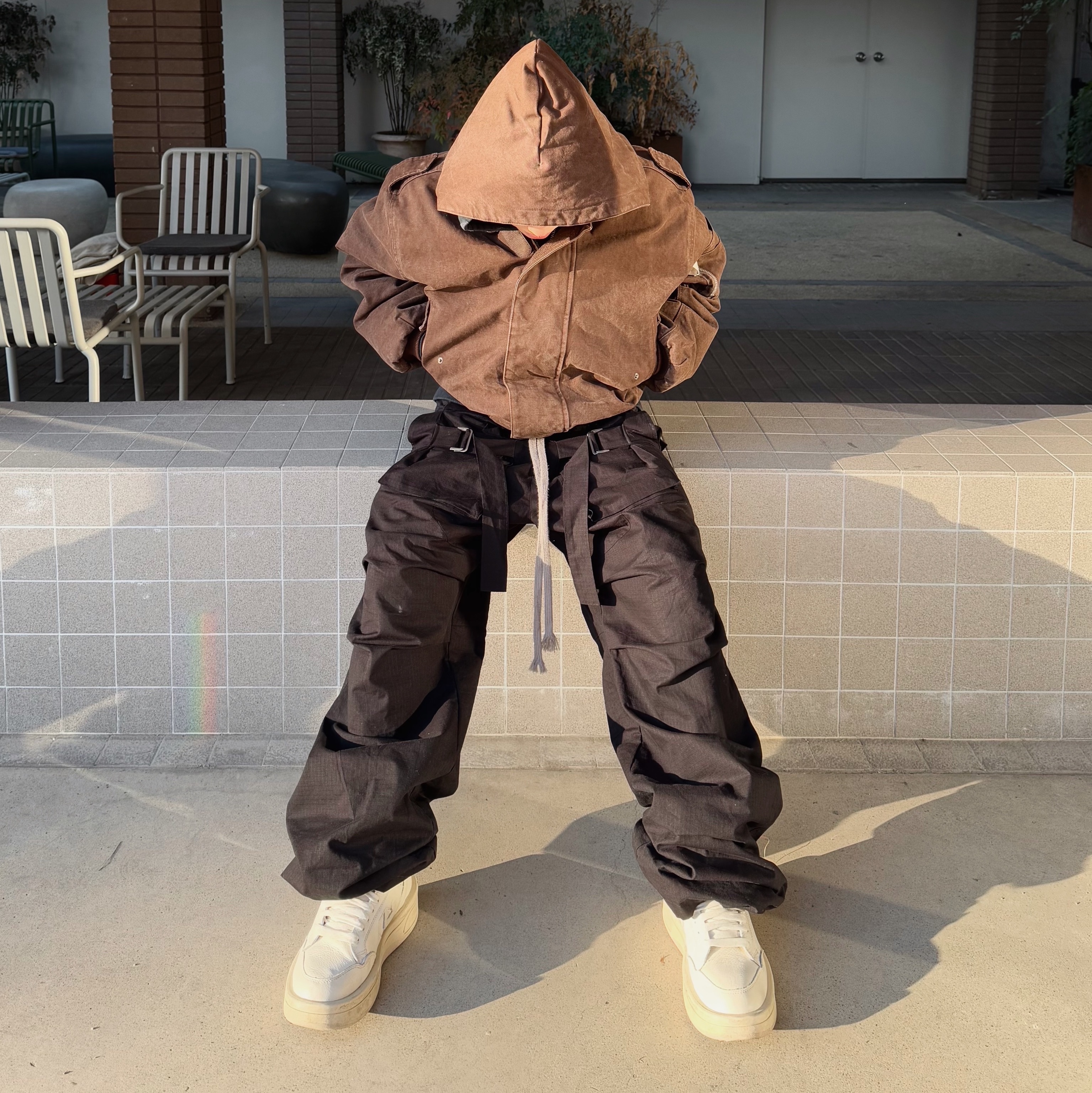 Entire Studios W2 Bomber Military Mud, Wapworks Wide Safety Cargo Pants Black 착용 스타일 - 1