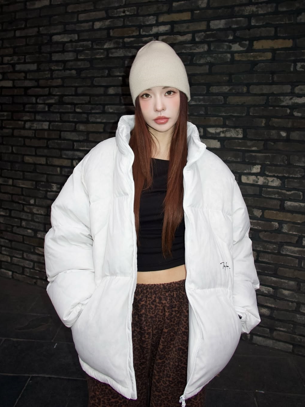 TONY HAWK Torrey Pines High Neck Down Short Puffer Ivory 착용 스타일 - 1