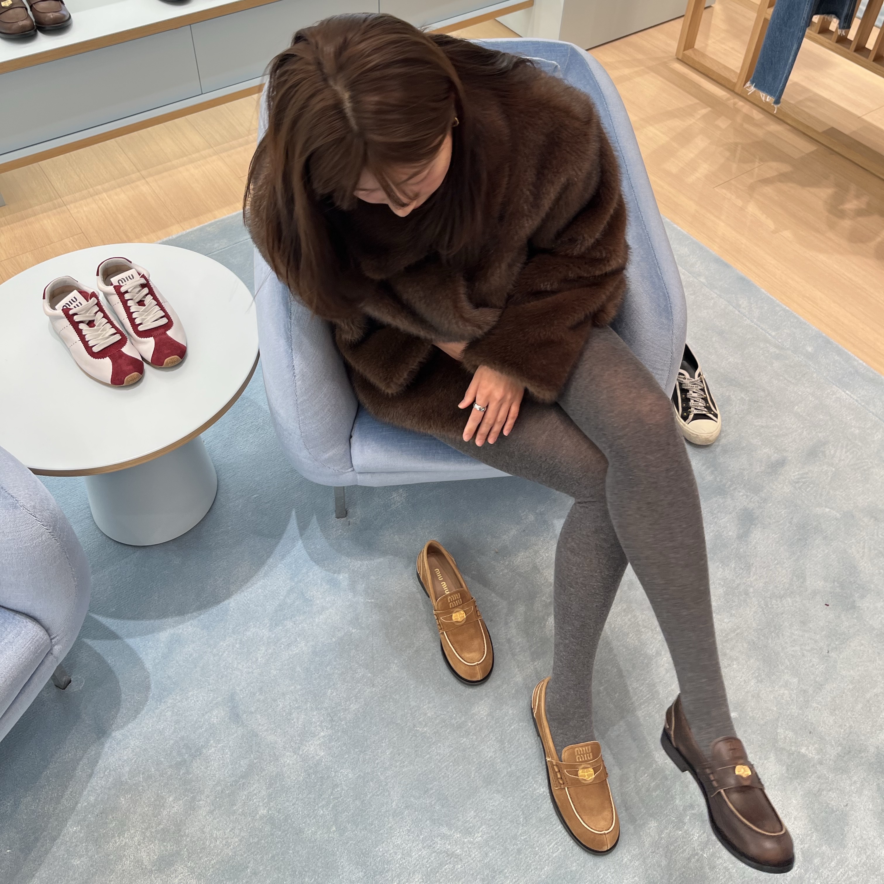 (W) Miu Miu Leather Penny Loafers Ebony 착용 스타일 - 2