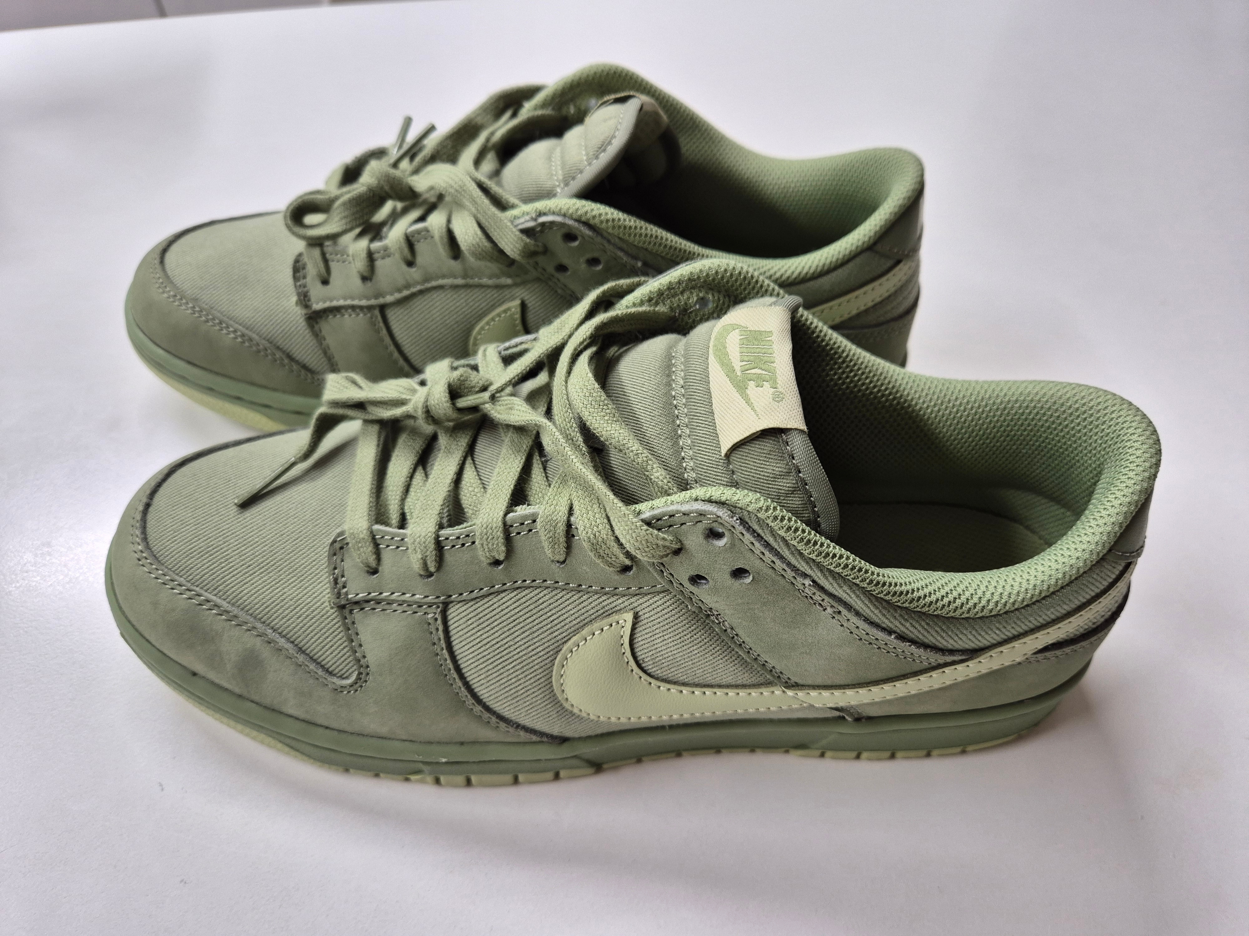 Nike Dunk Low PRM Oil Green 착용 스타일 - 1