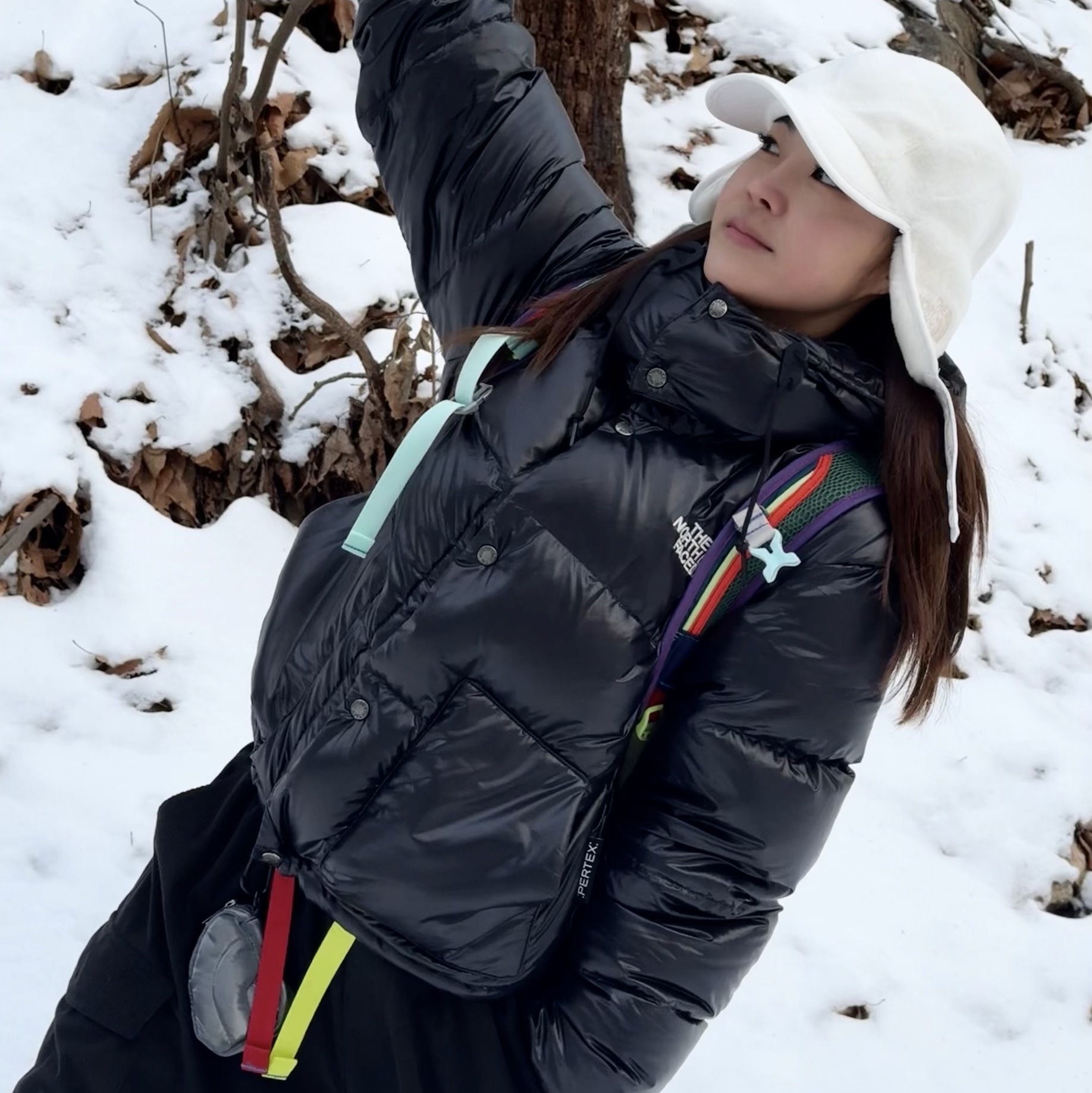 The North Face Puffy Fleece Earmuff Cap Cream, The North Face Sierra RDS Down Jacket Black - 24FW 착용 스타일 - 3