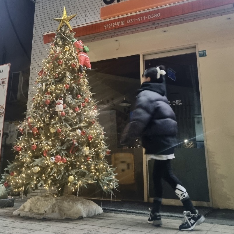 (W) New Balance 993 Made in USA Black - B Standard, Stussy World Tour Hoodie Black 2023 착용 스타일