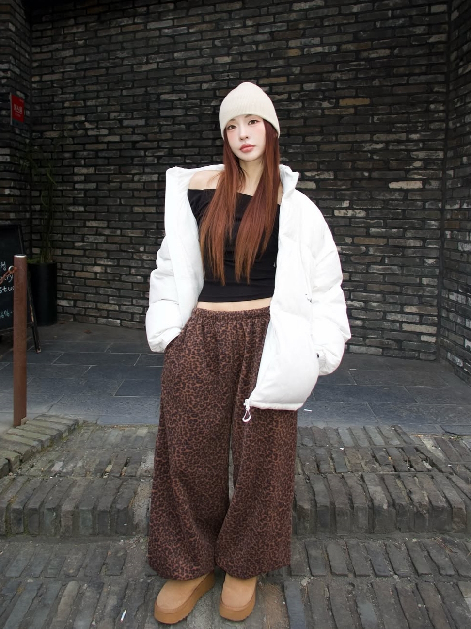 TONY HAWK Torrey Pines High Neck Down Short Puffer Ivory 착용 스타일 - 2