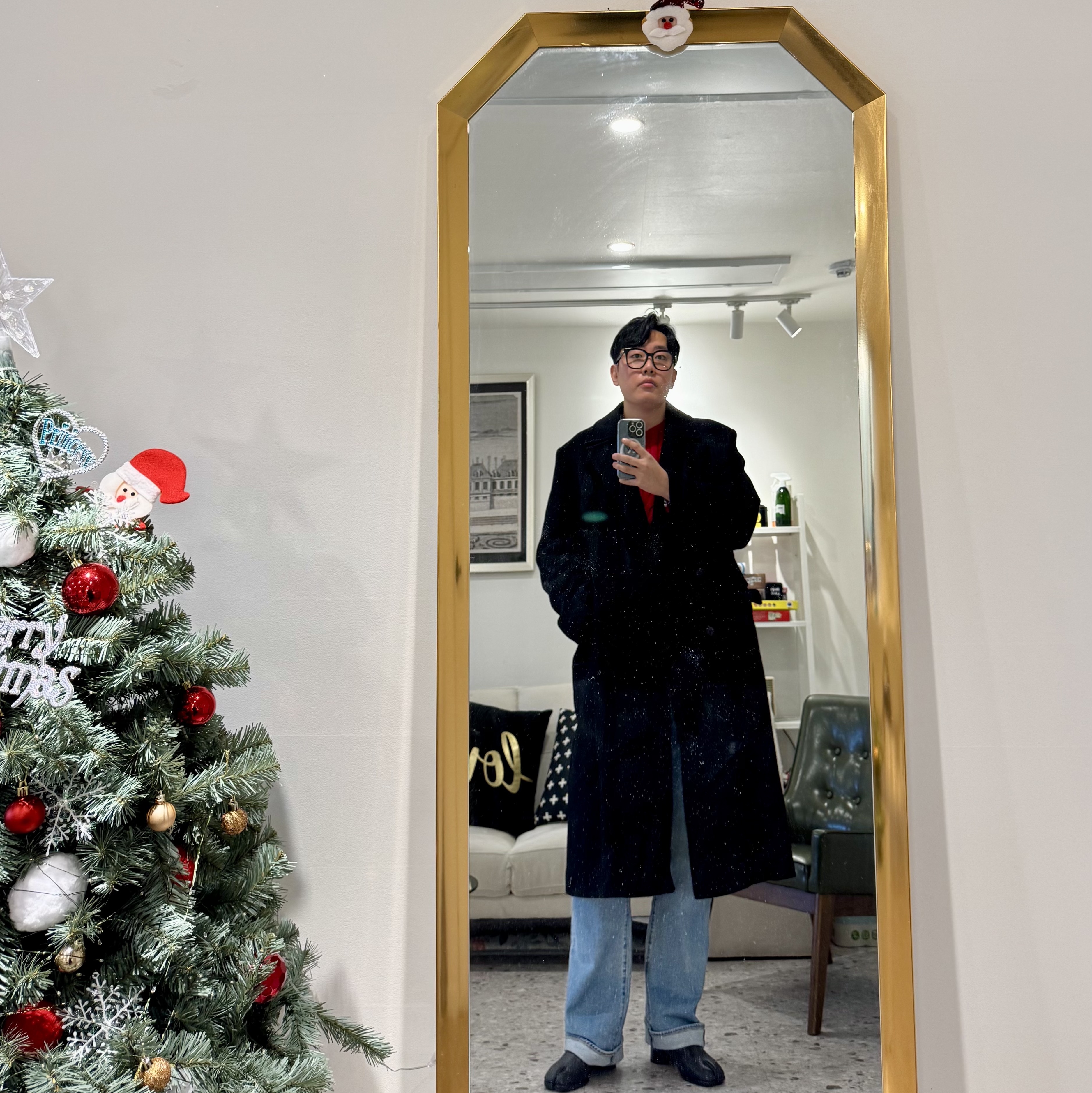 Nike x Peaceminusone Air Force 1 Low Para-Noise 3.0 Black and Multicolor, Maison Margiela Tabi Ankle Boots Black 착용 스타일 - 2