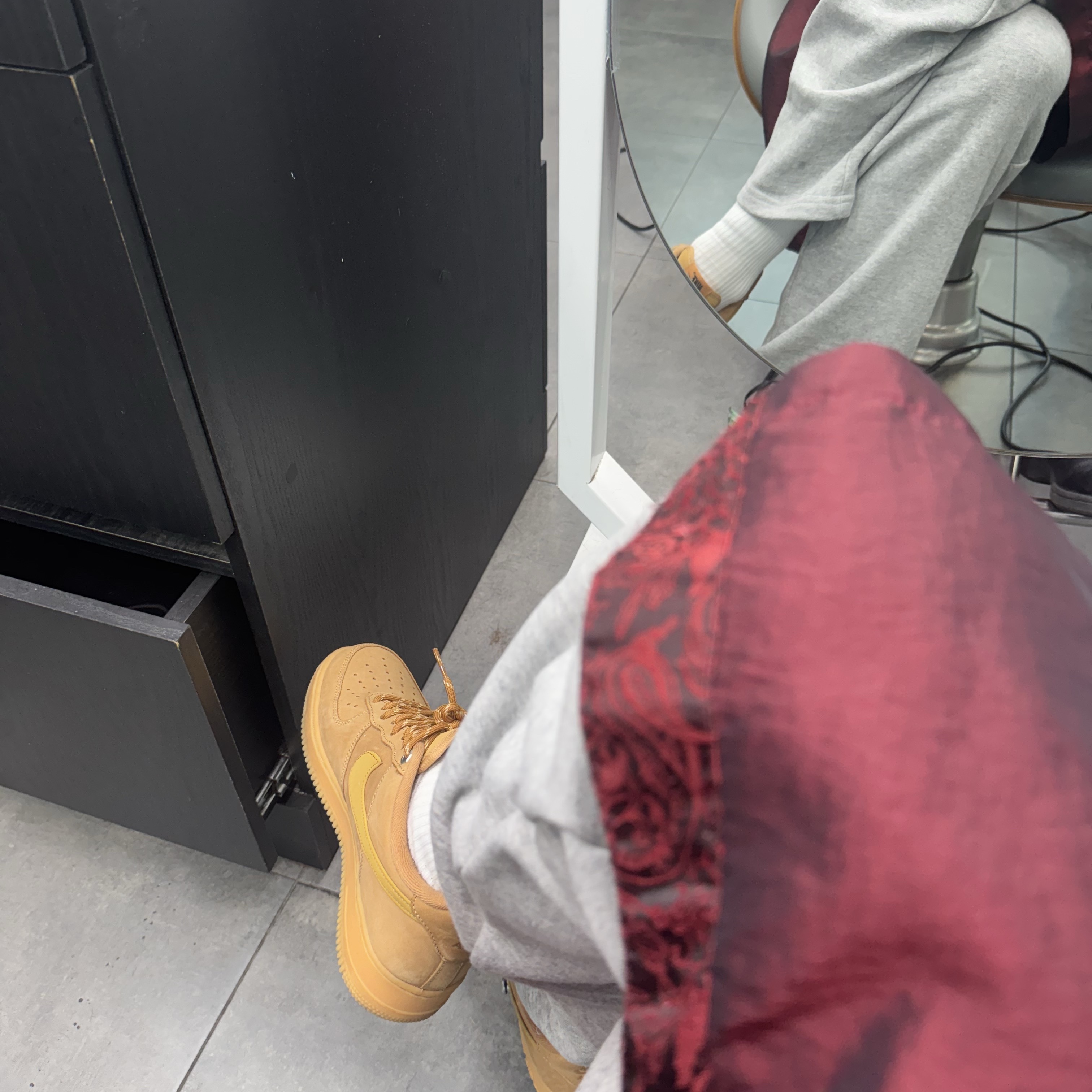 Nike Air Force 1 '07 WB Flax 착용 스타일