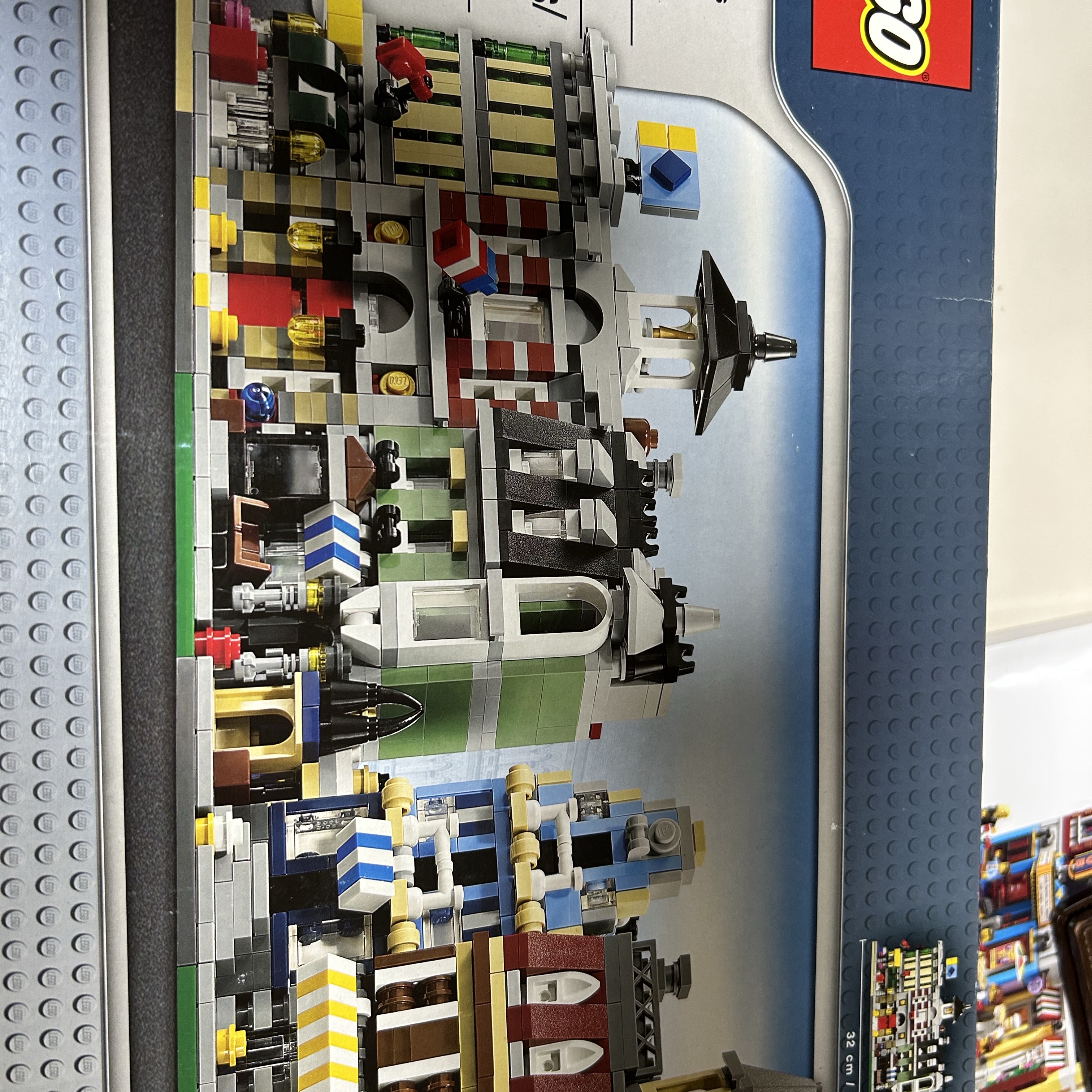 Lego Mini Modulars 착용 스타일