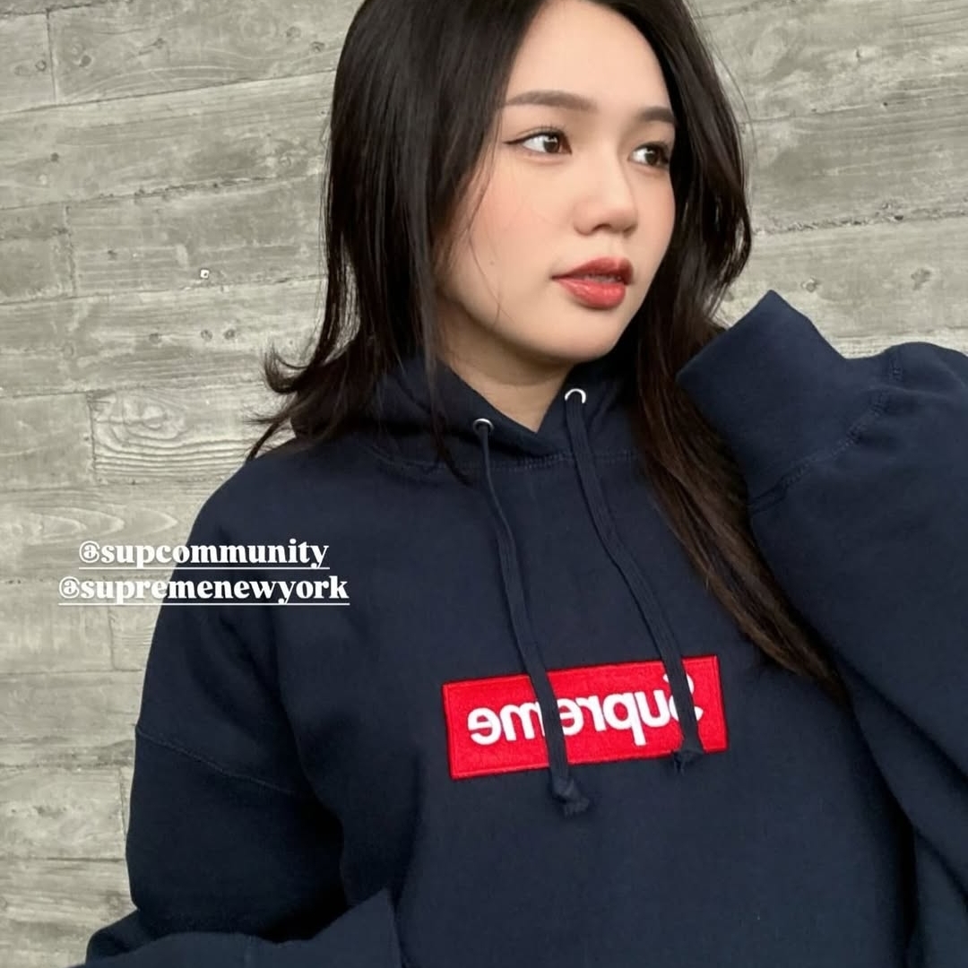Supreme Box Logo Hooded Sweatshirt Navy - 24FW 착용 스타일