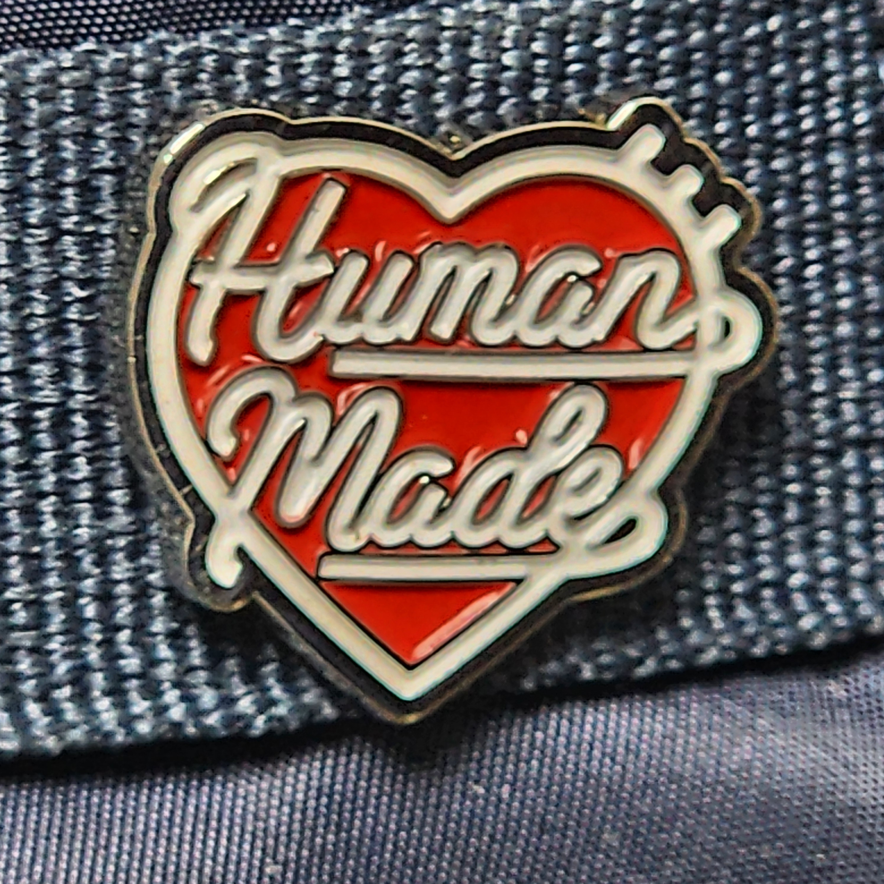 Human Made Heart Pins Red 착용 스타일