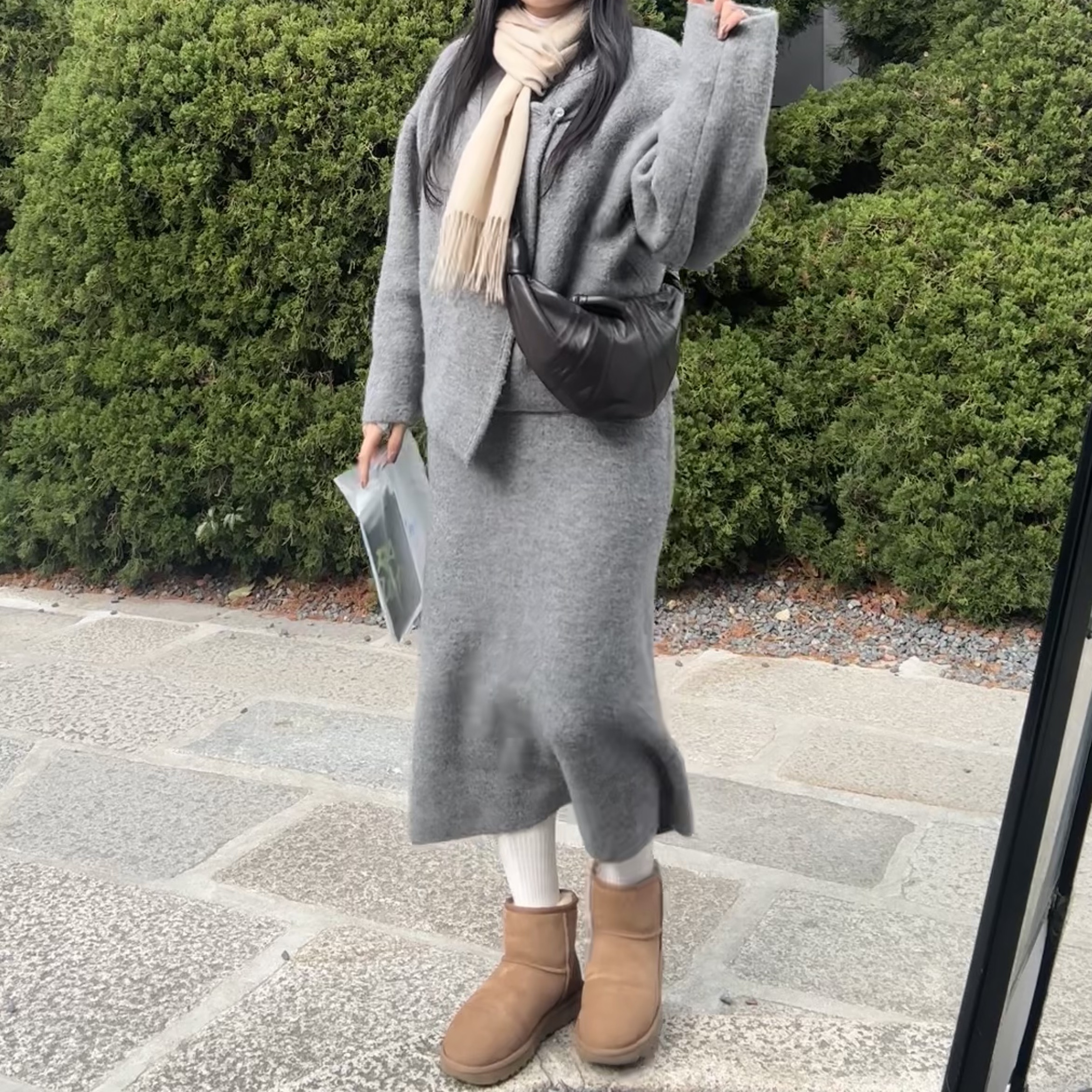 (W) UGG Classic Mini II Boots Chestnut 착용 스타일