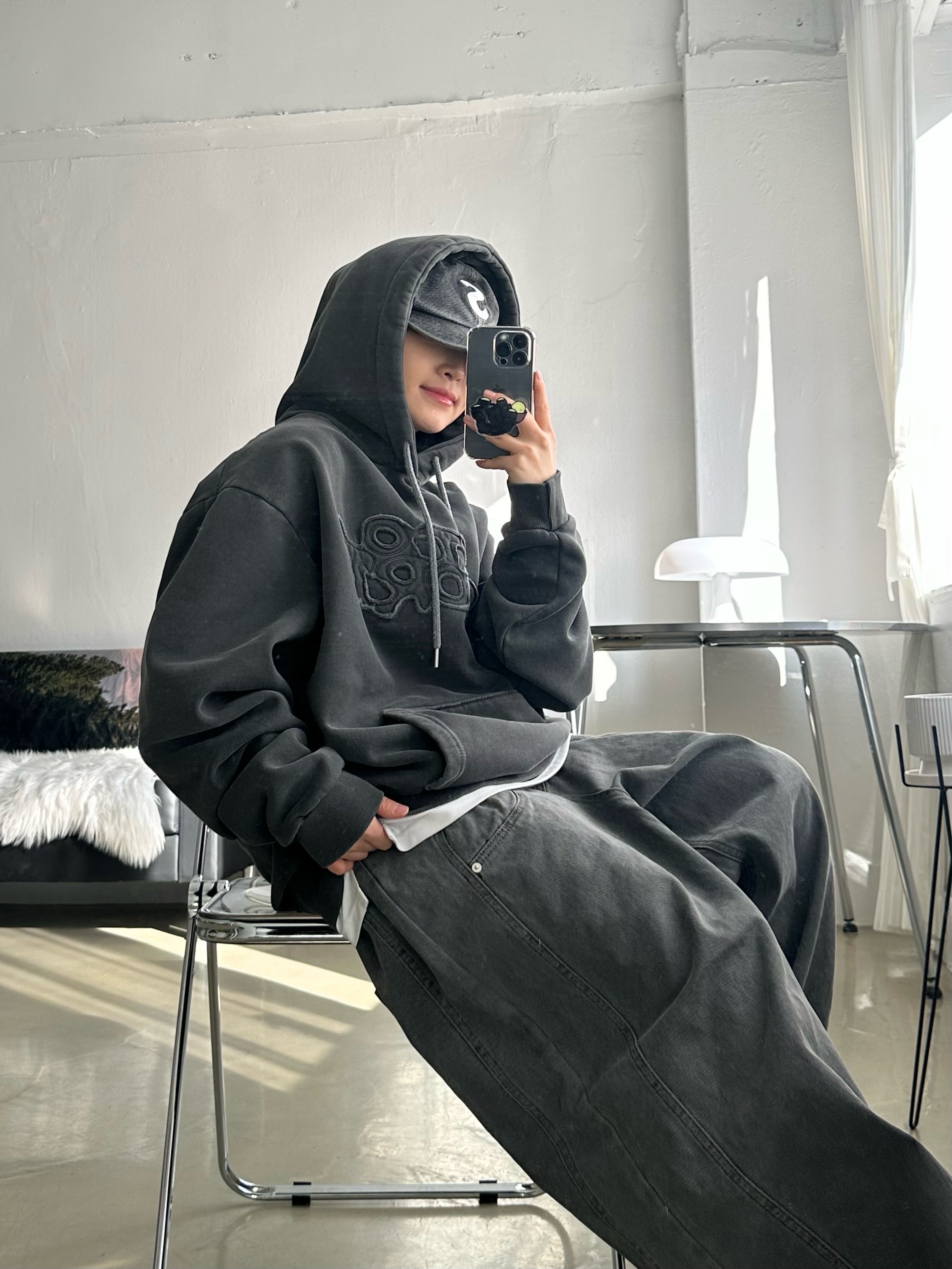 Supreme Pigment Canvas S Logo 6-Panel Black - 23SS, (W) Nike Dunk Low Light Smoke Grey 착용 스타일 - 1
