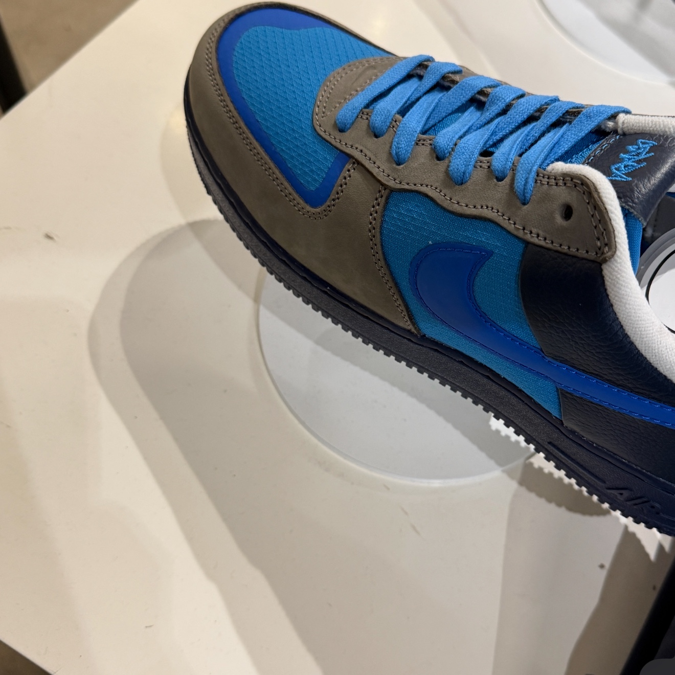 Nike x Stash Air Force 1 Low SP Soft Grey and Harbor Blue 2024 착용 스타일