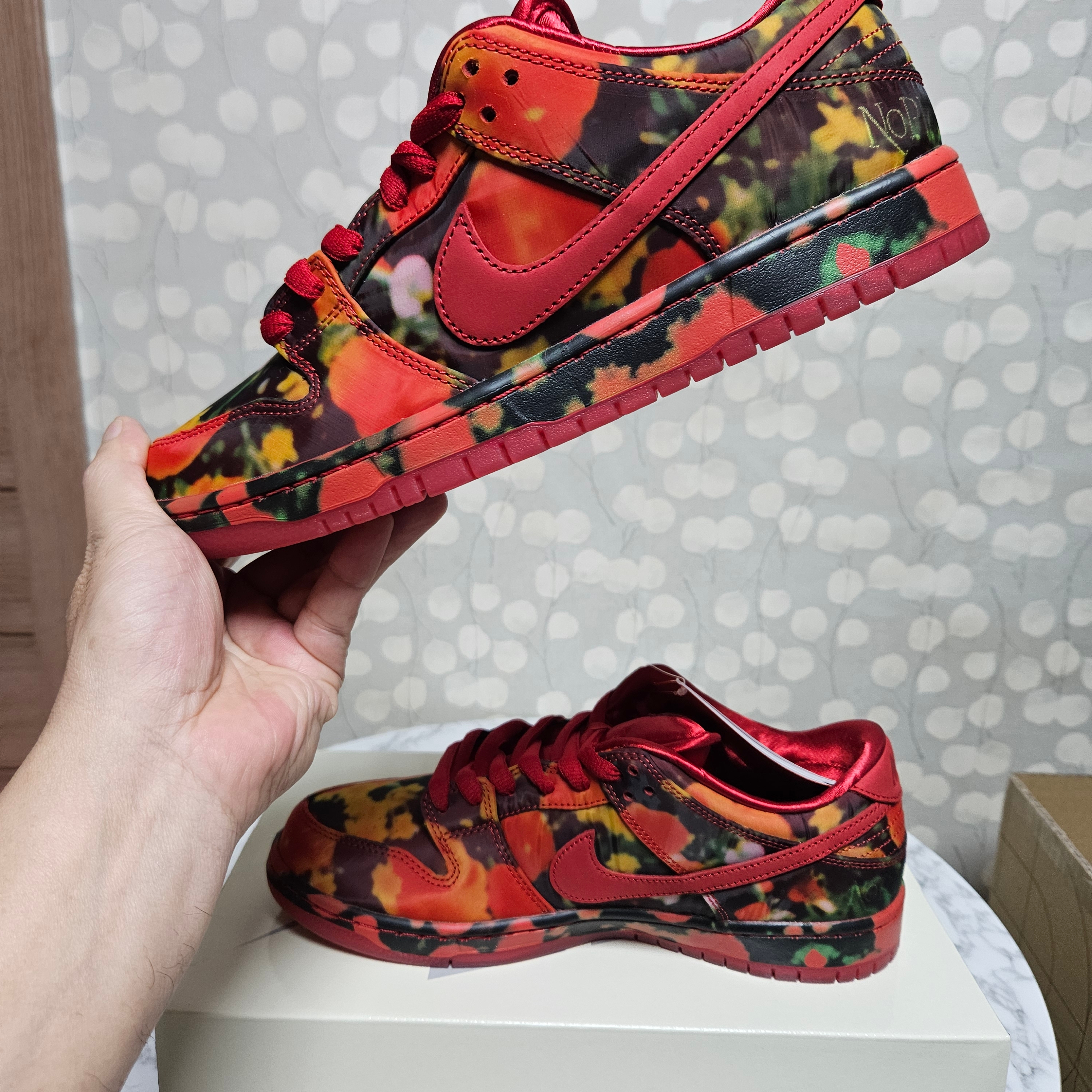 Nike SB Dunk Low Pro The Wizard of Oz 착용 스타일 - 1