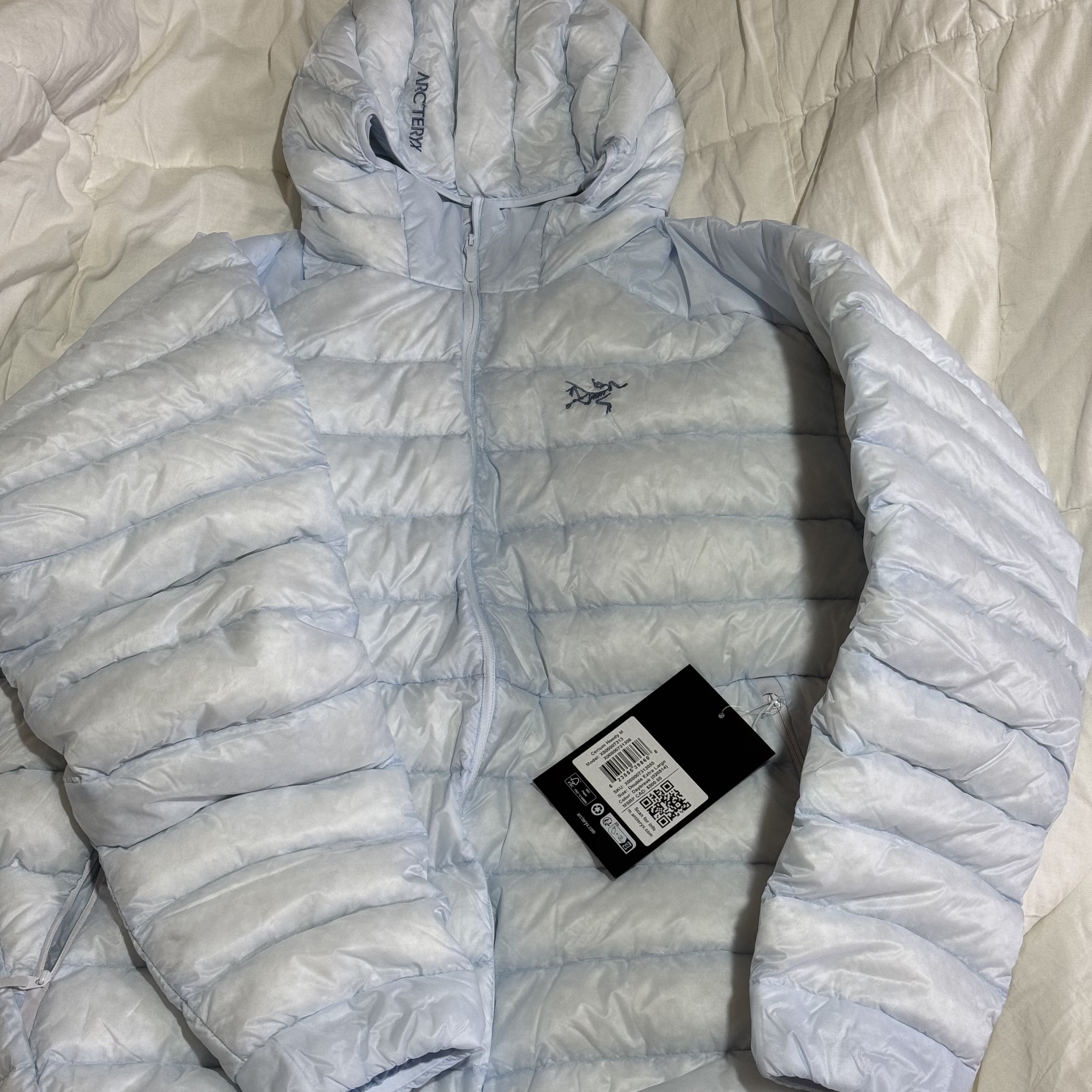 Arc'teryx Cerium Hoody Daybreak 착용 스타일
