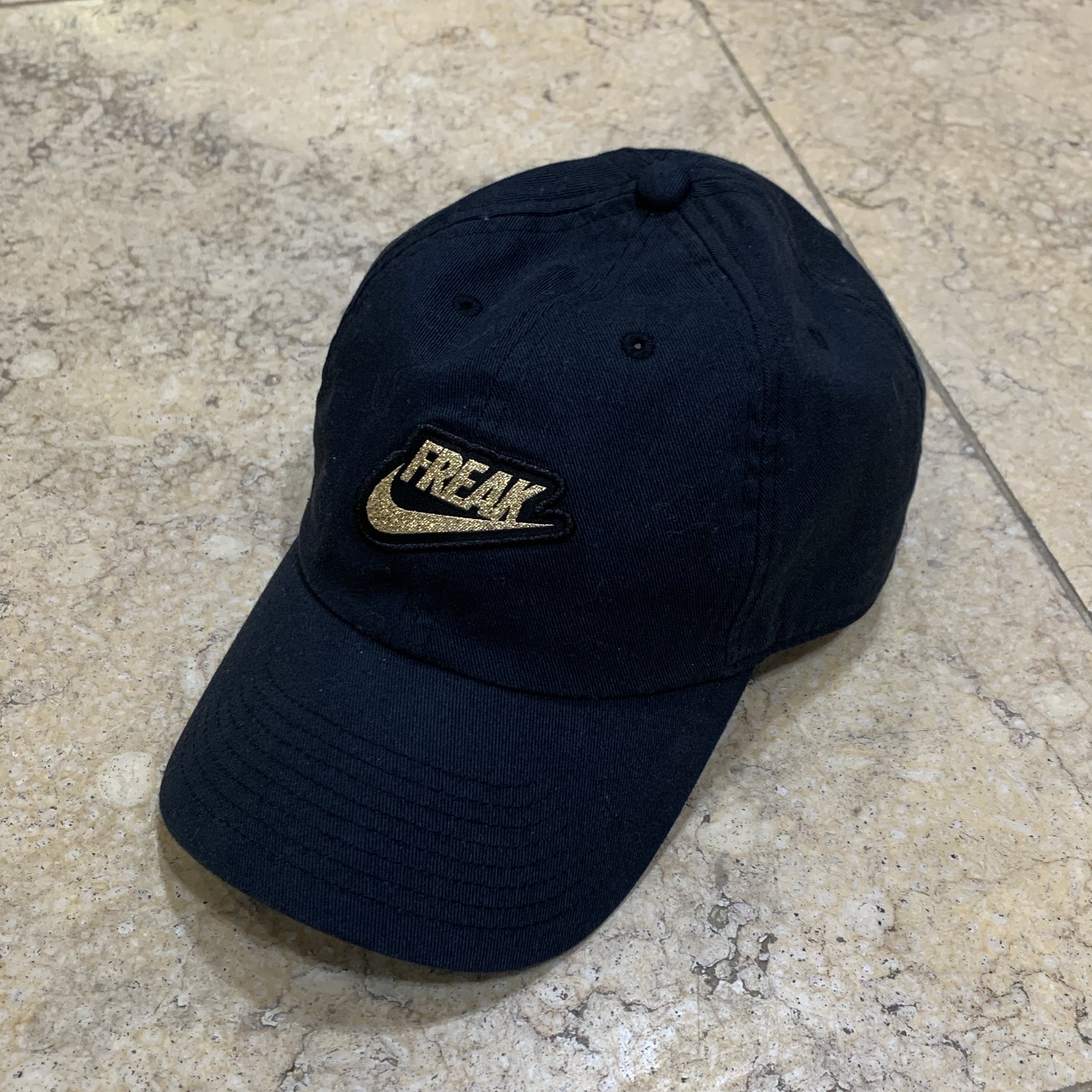 Nike Dri-Fit Giannis Heritage 86 Cap Black 착용 스타일