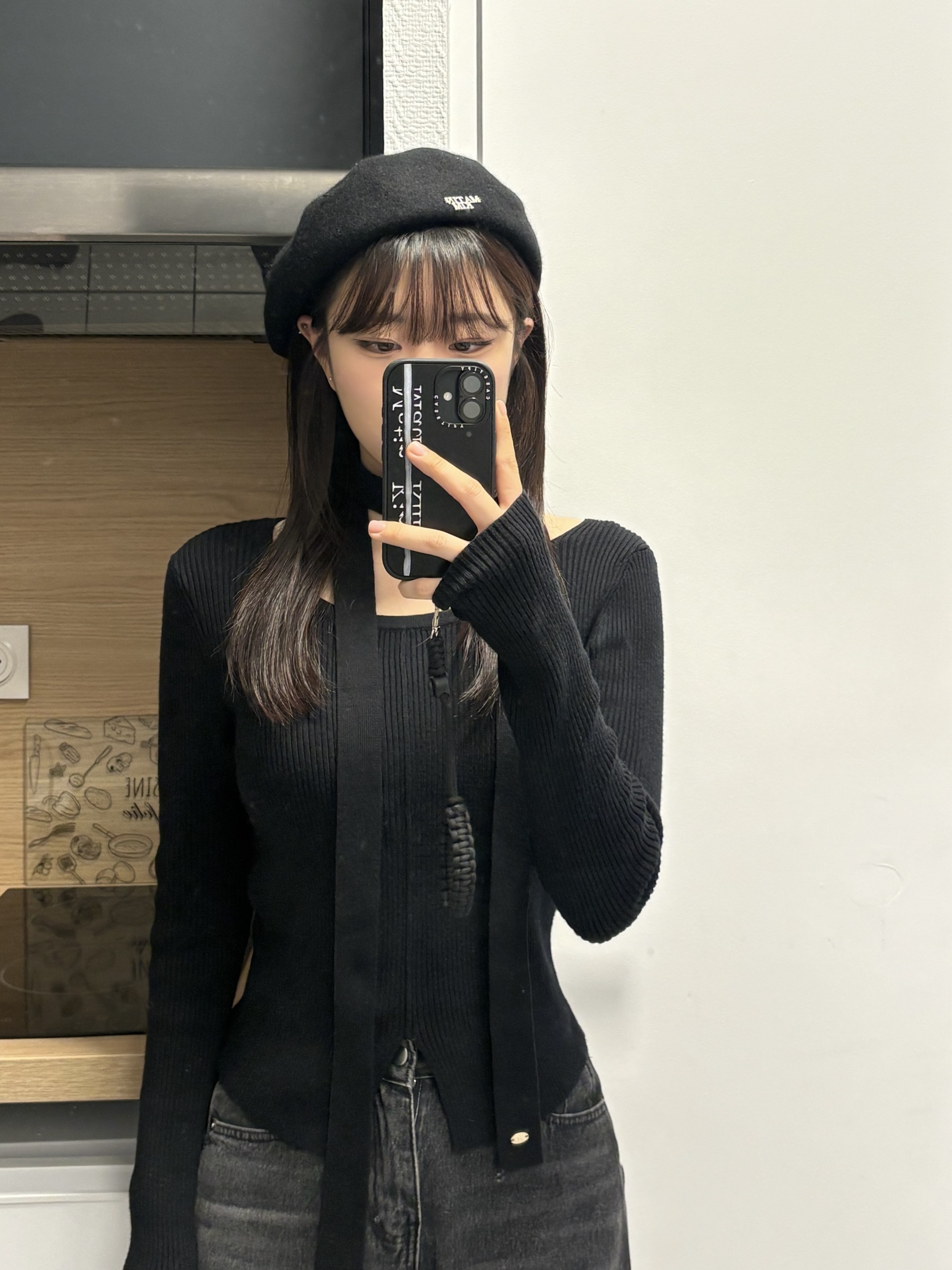 (W) Matin Kim Stud Logo Point Beret Black, Casetify x Matin Kim iPhone Black Logo Magsafe Impact Case Matte Black 착용 스타일