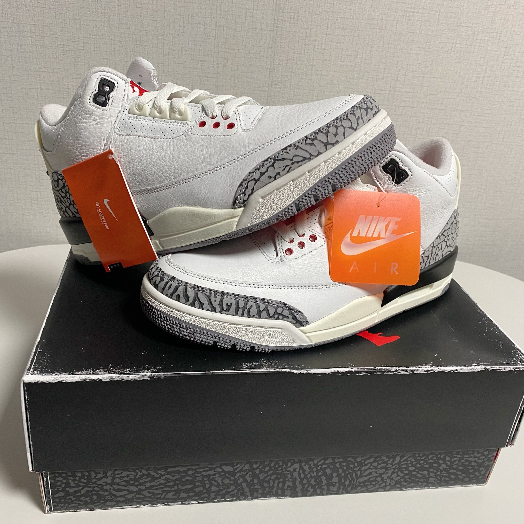 Jordan 3 Retro White Cement Reimagined 착용 스타일 - 2