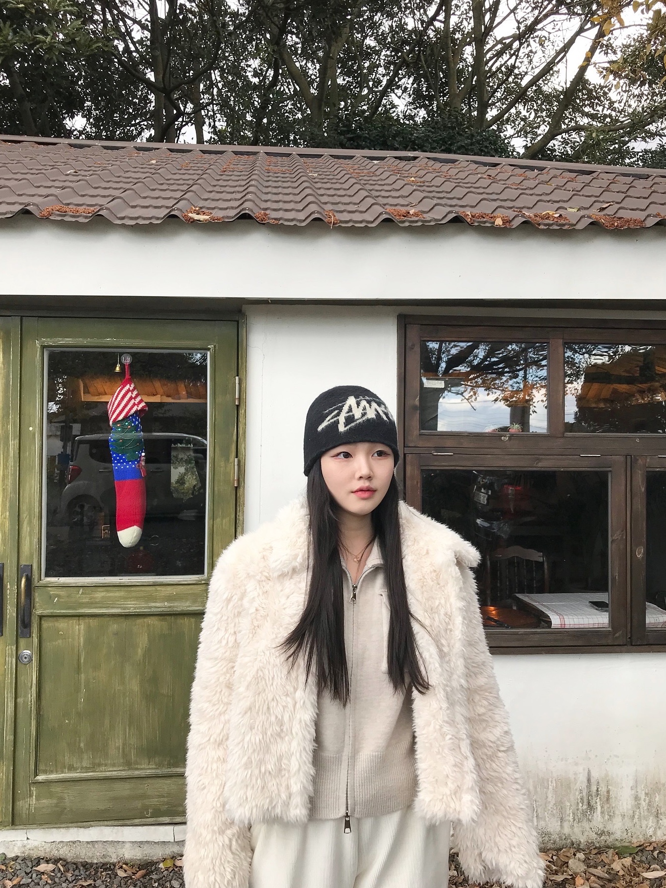 Stussy Brushed Out Stock Skullcap Beanie Black 착용 스타일