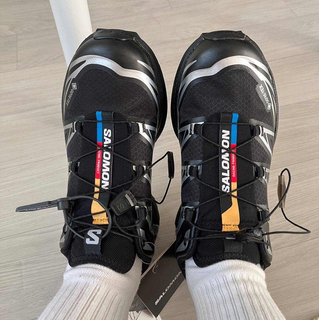 Salomon XT-6 GTX Black Silver 착용 스타일 - 2