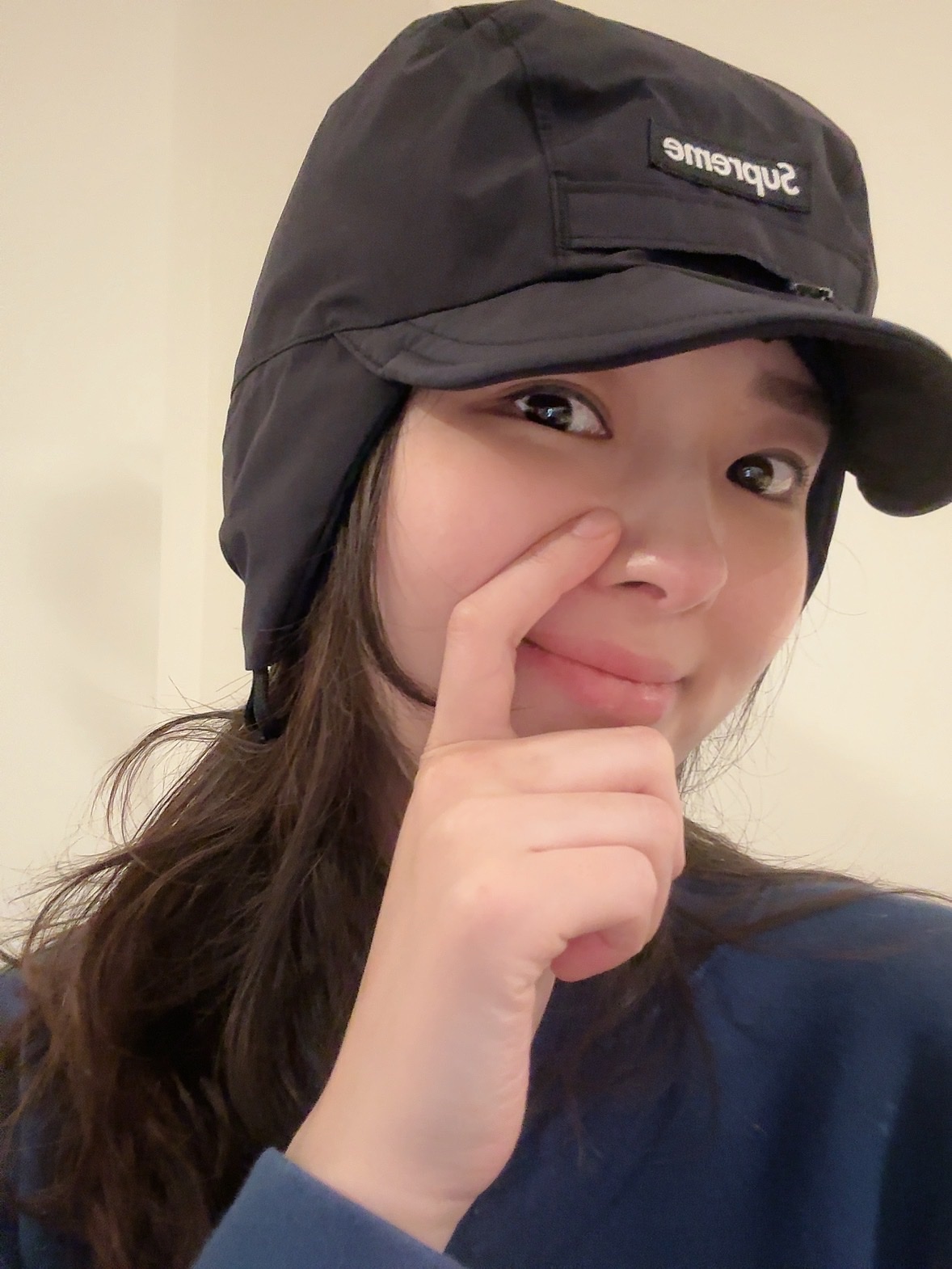 Supreme Gore-Tex Earflap Cap Black - 24FW 착용 스타일 - 1