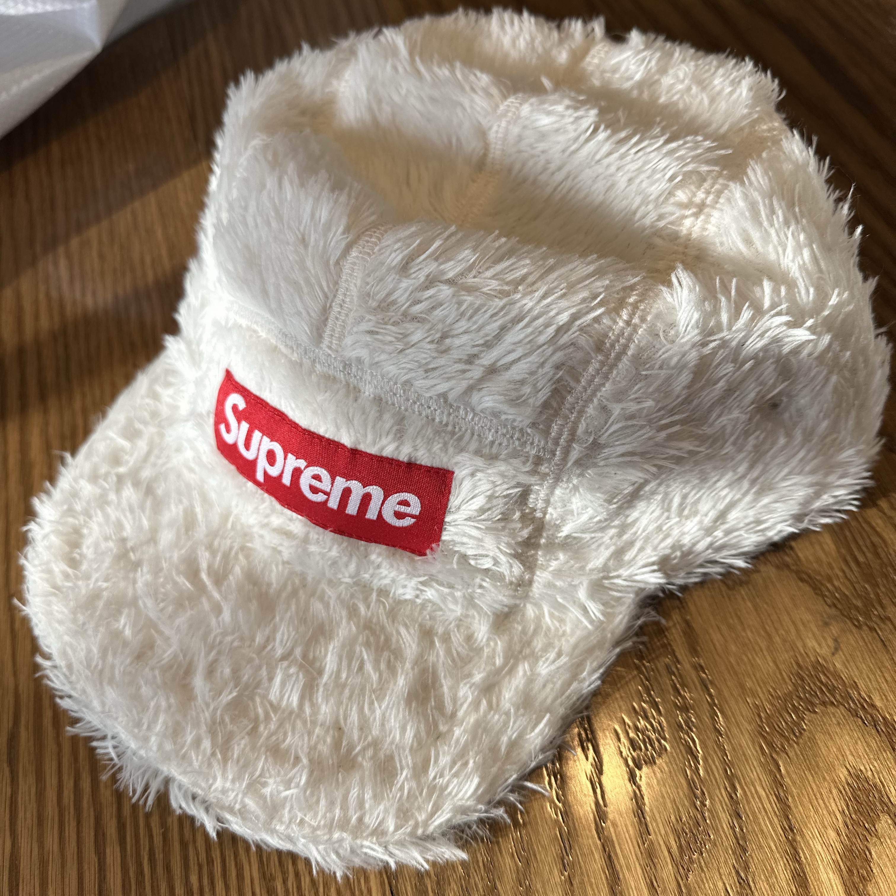 슈프림 퍼지 캠프캡 화이트 - 24FW | Supreme | KREAM