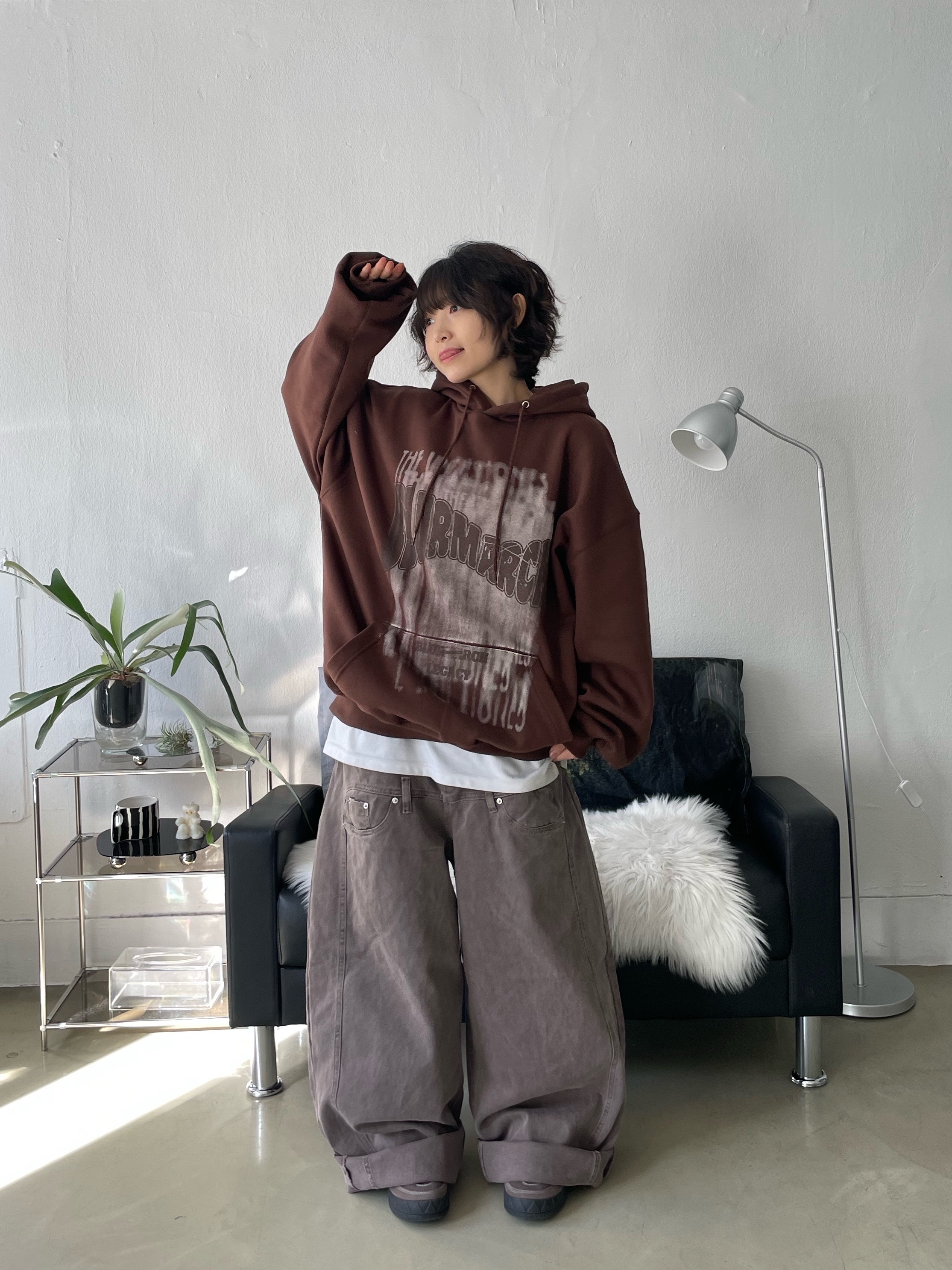 (W) Adidas Adimatic Earth Strata Dark Brown 착용 스타일 - 3