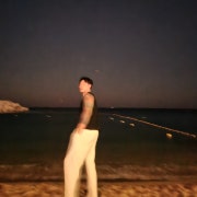 KREAM 프로필 이미지